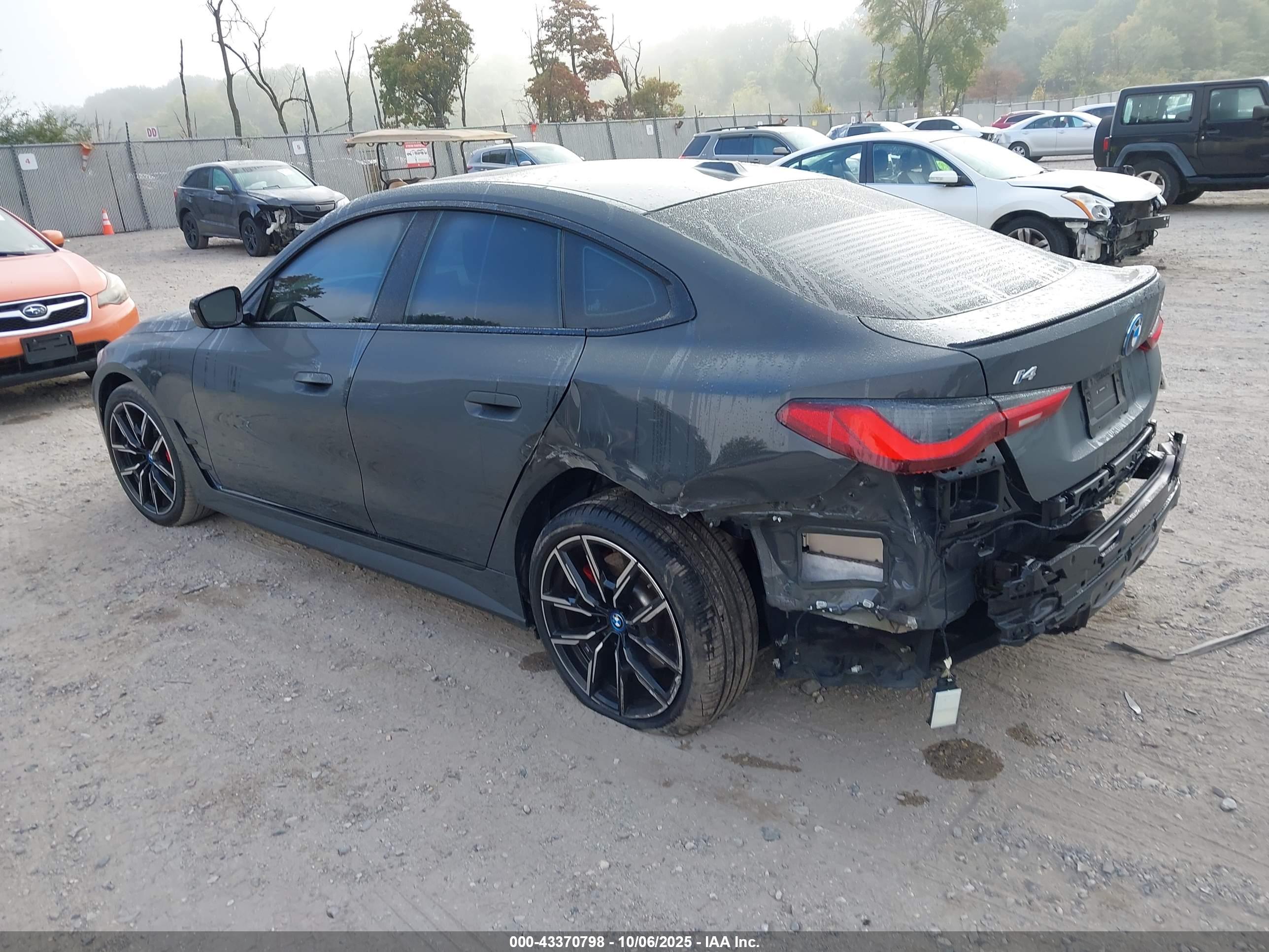 BMW I4 image 3