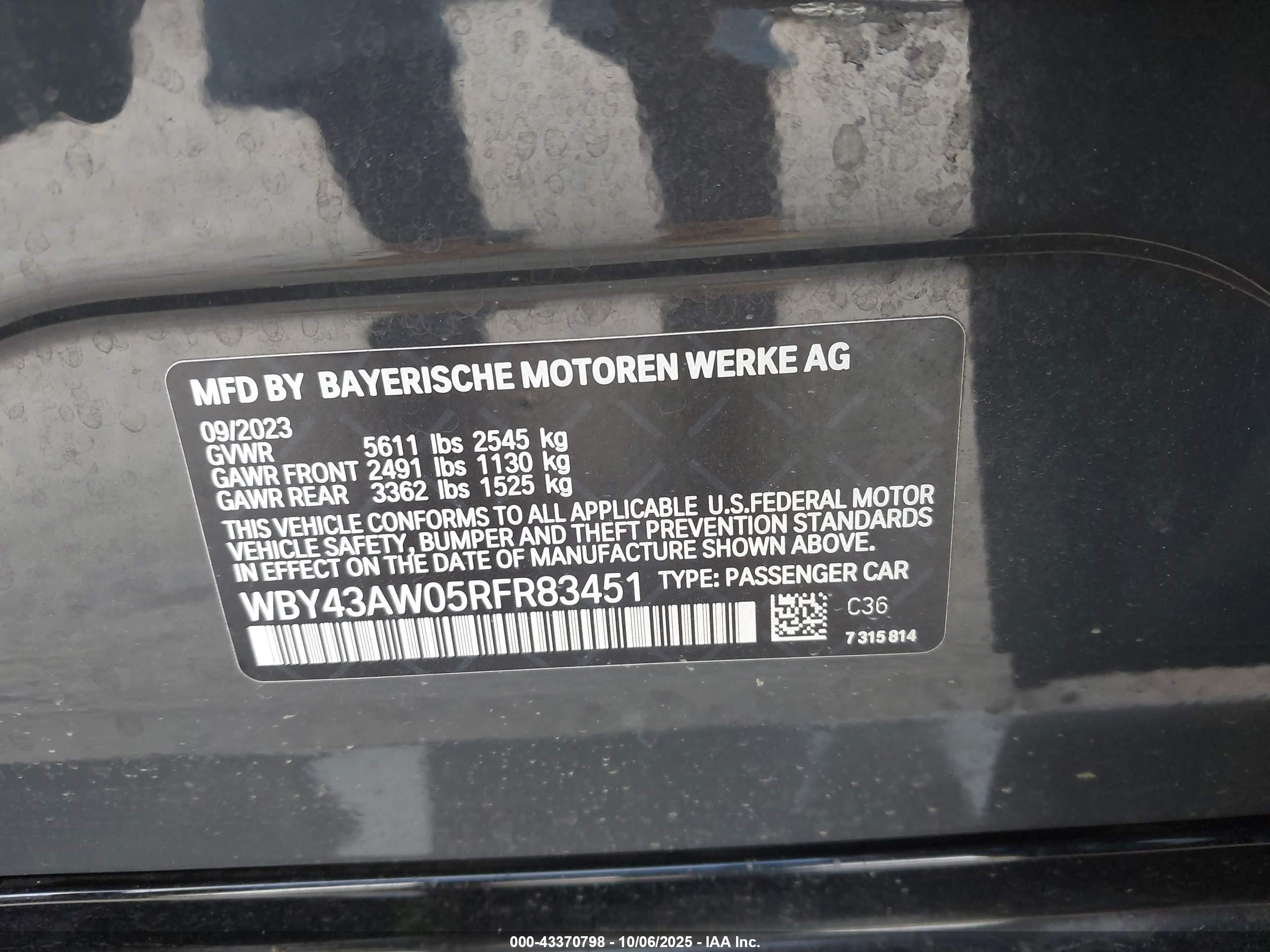 BMW I4 image 9