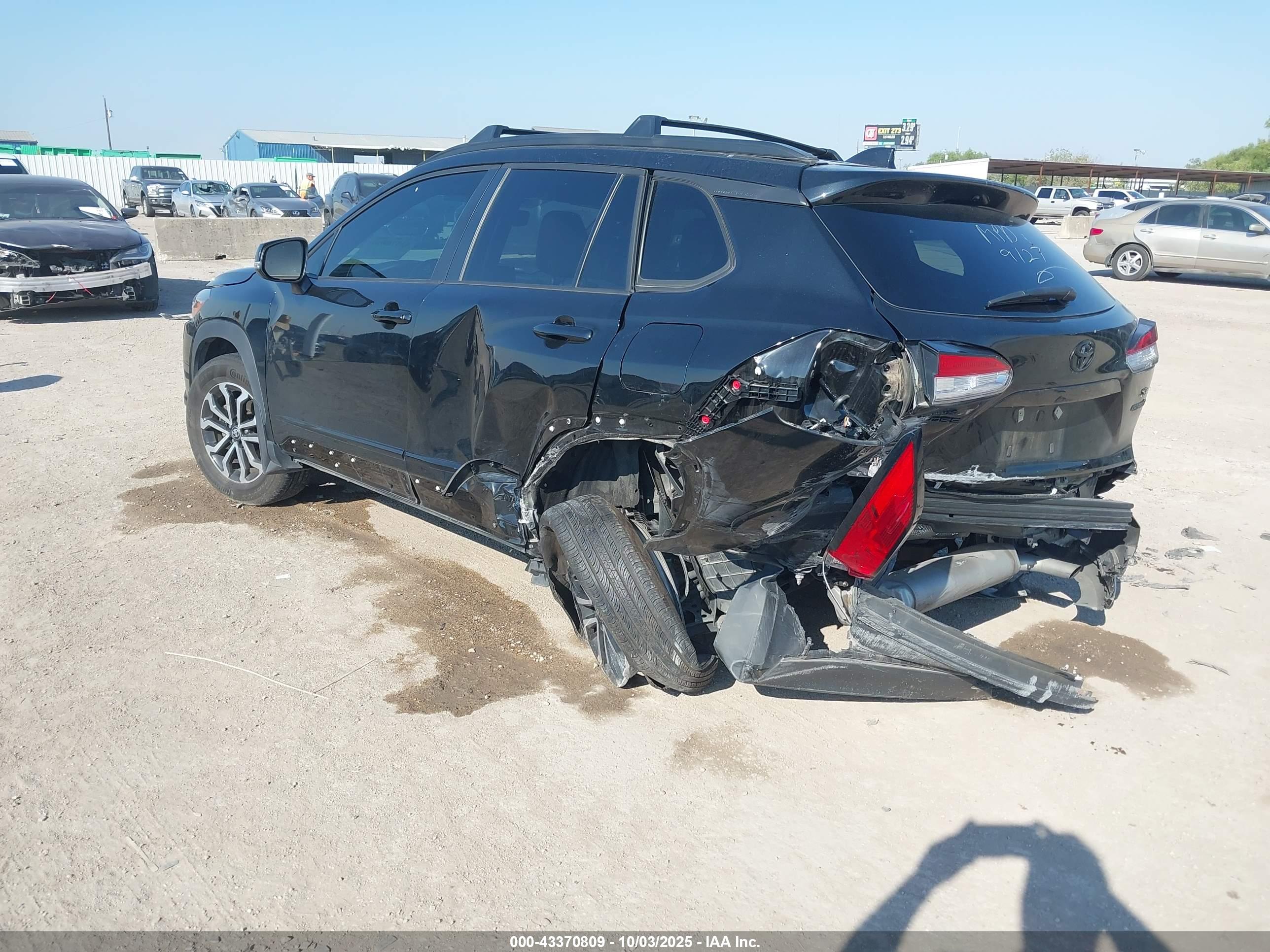 TOYOTA COROLLA image 3