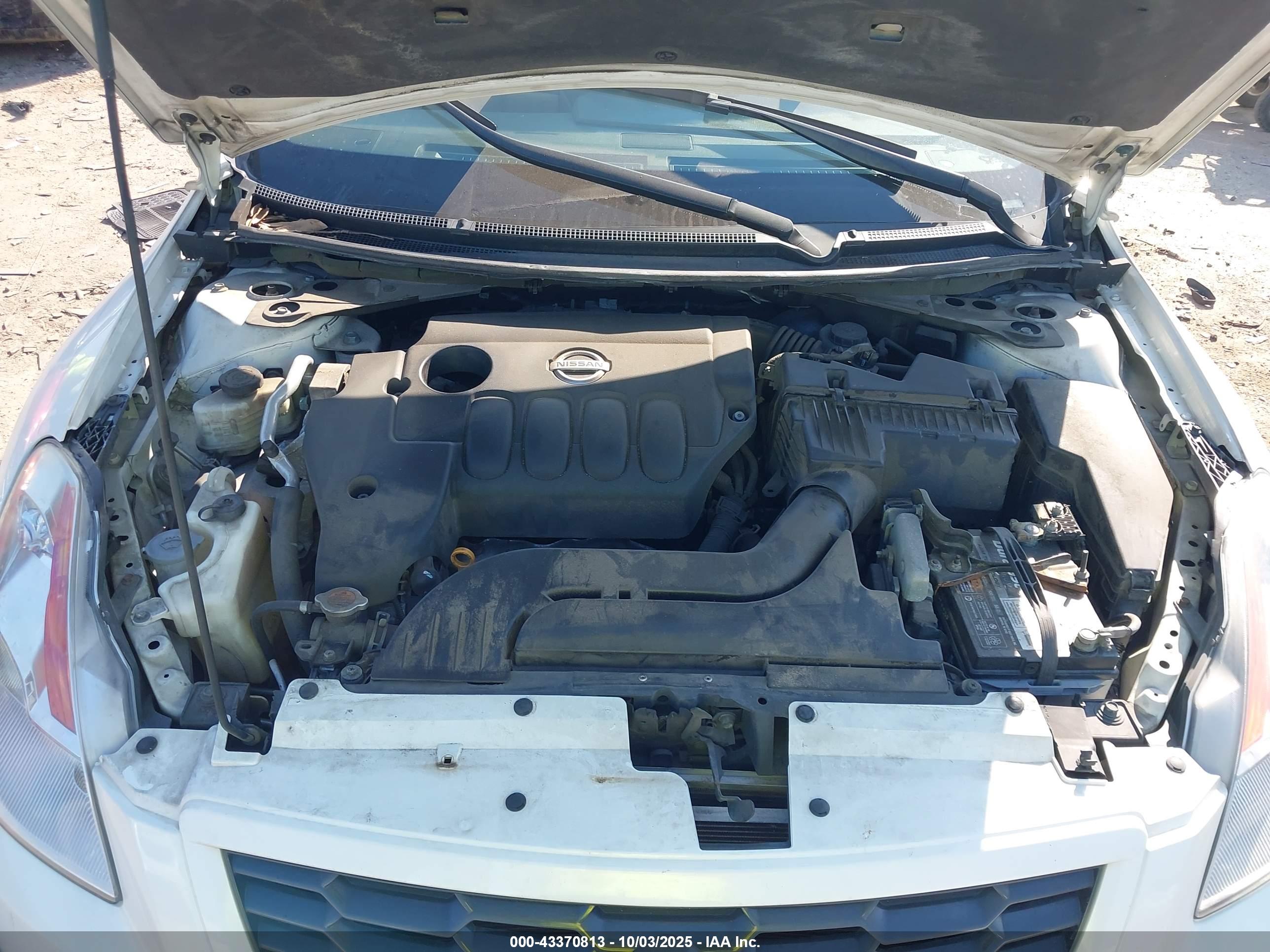 NISSAN ALTIMA image 10