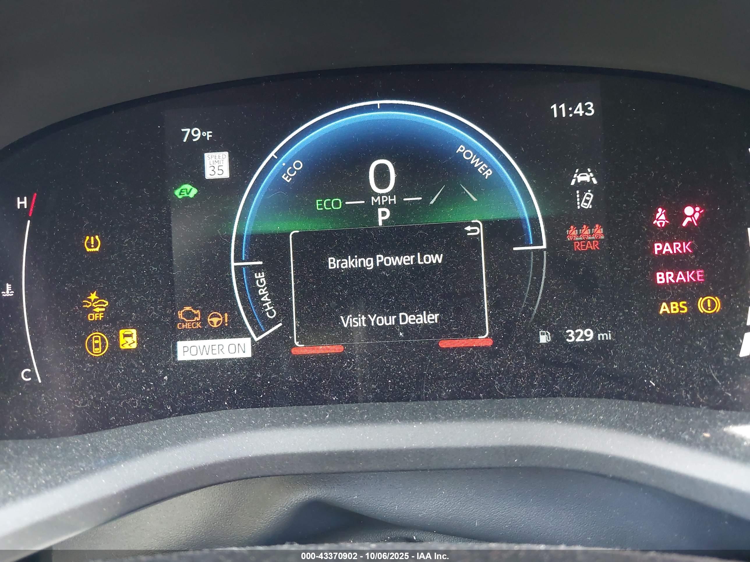 TOYOTA CAMRY image 7