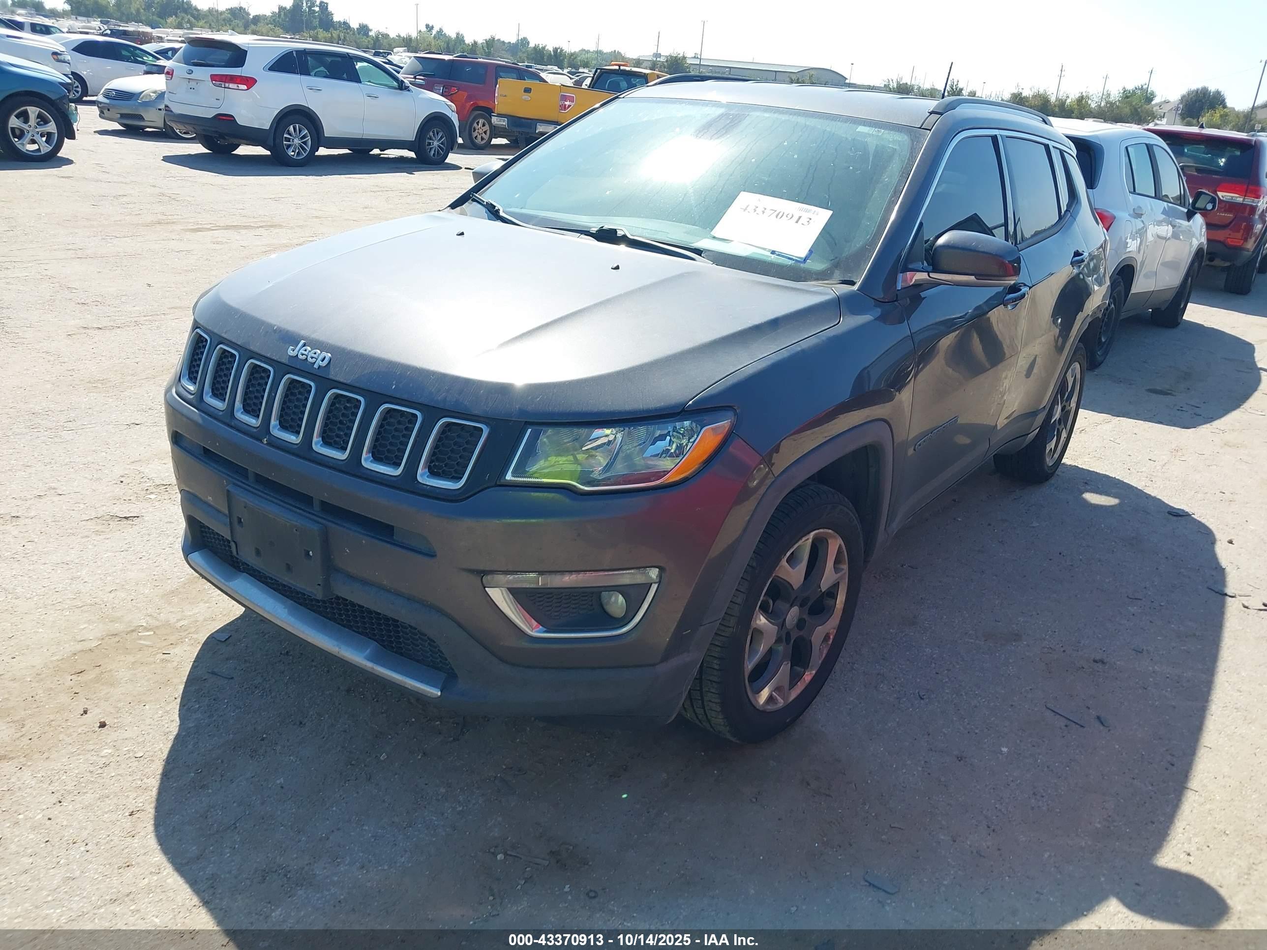 JEEP COMPASS image 2