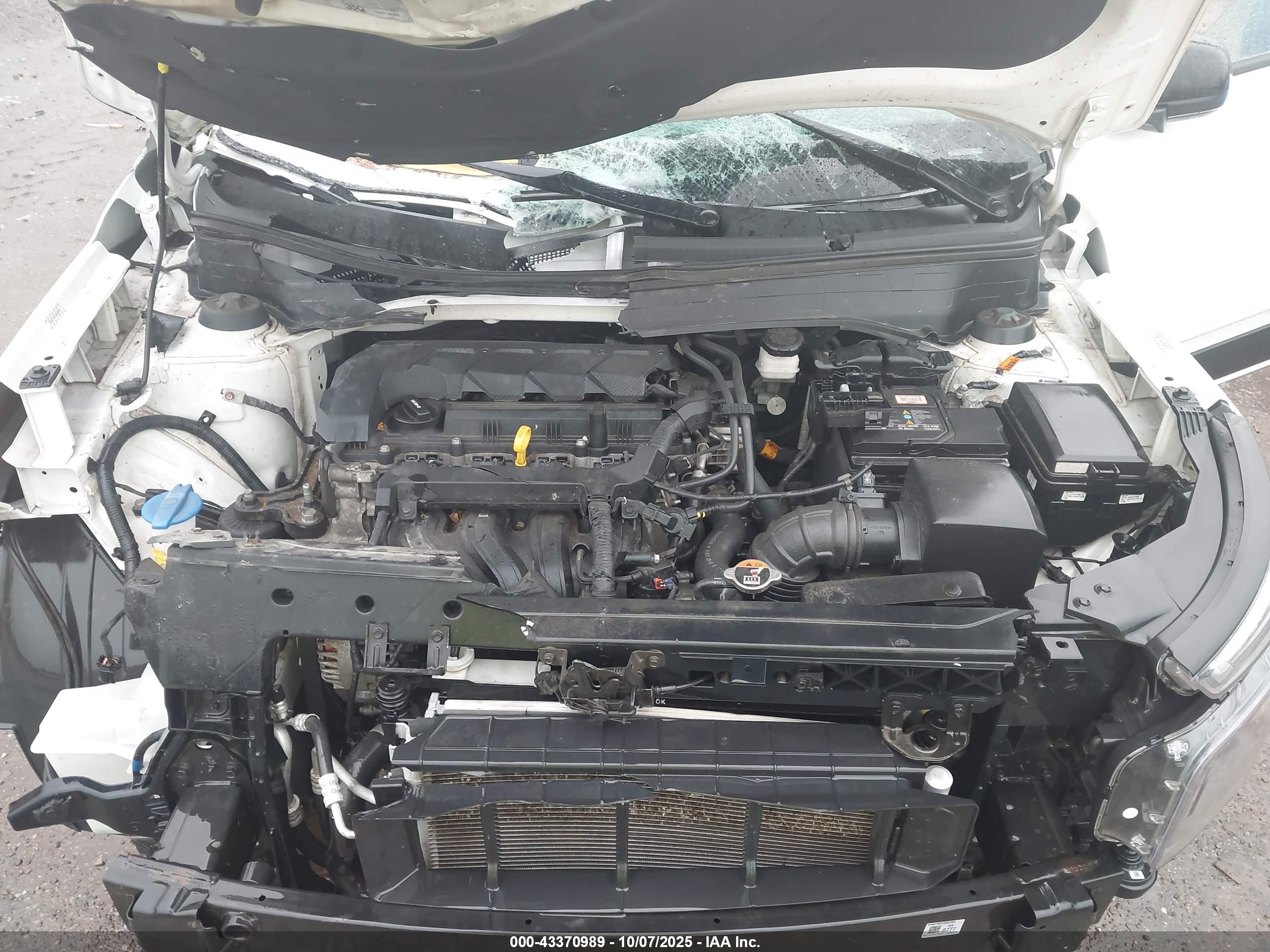 HYUNDAI VENUE image 10