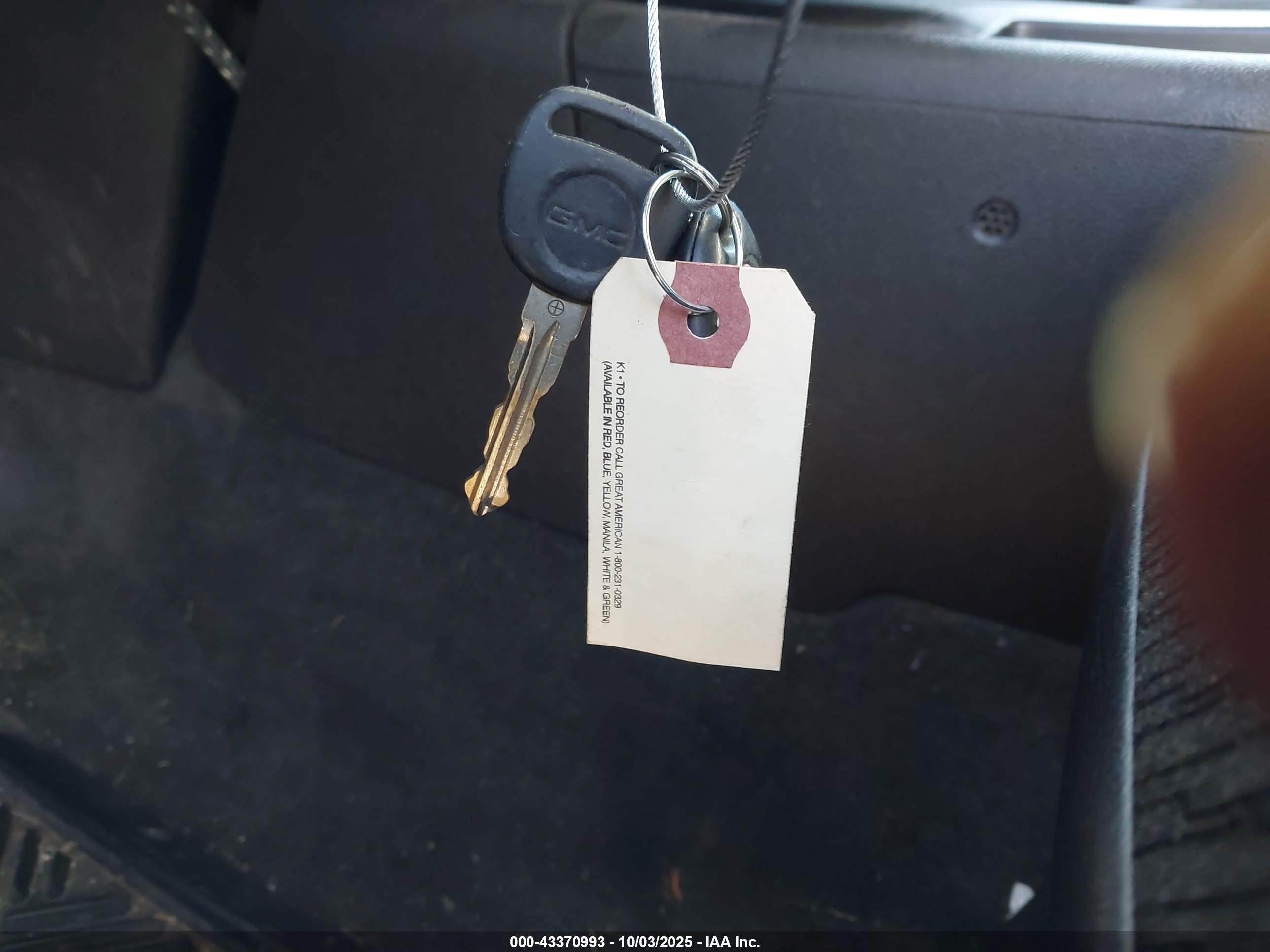 GMC YUKON image 11