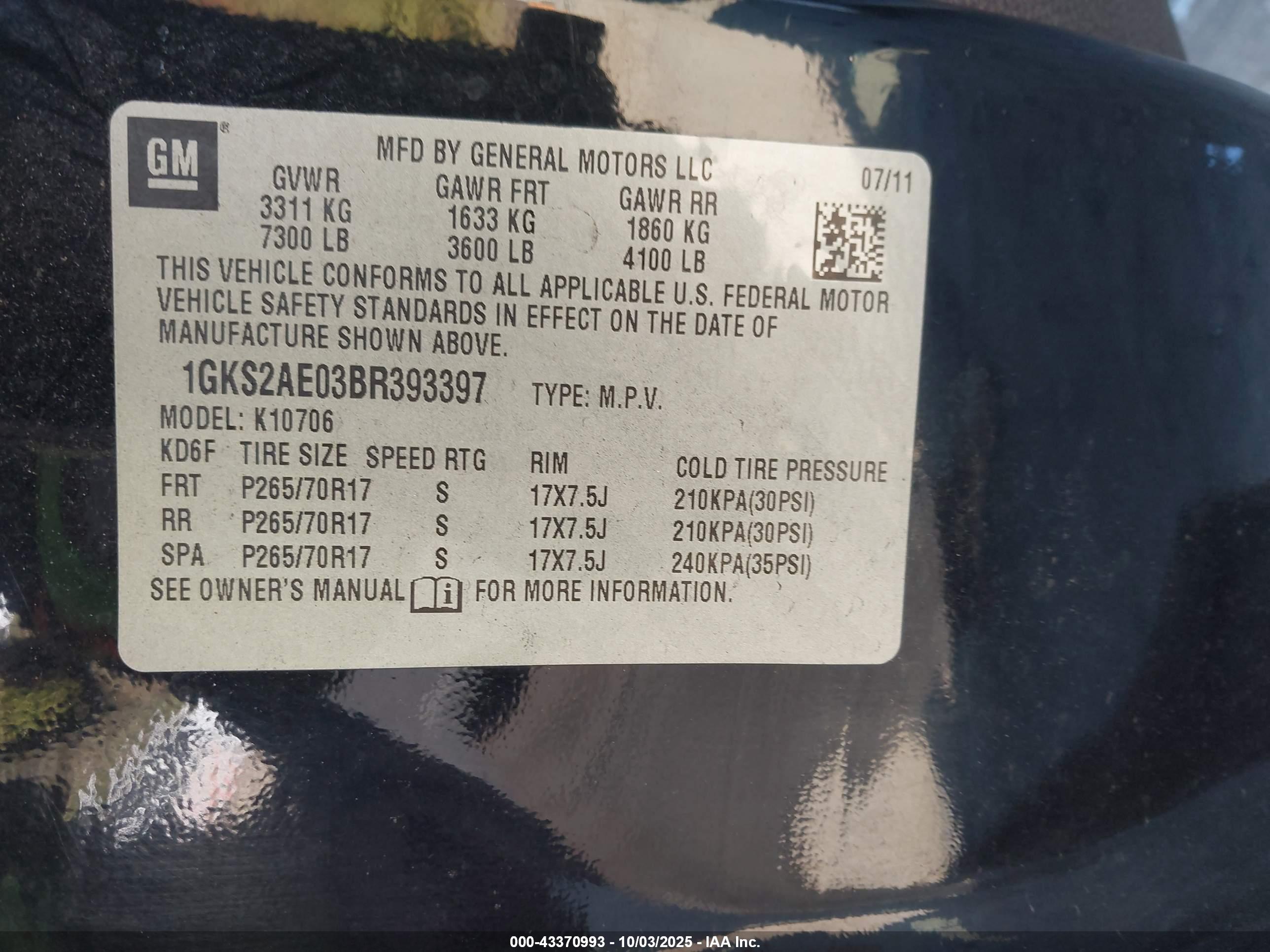 GMC YUKON image 9