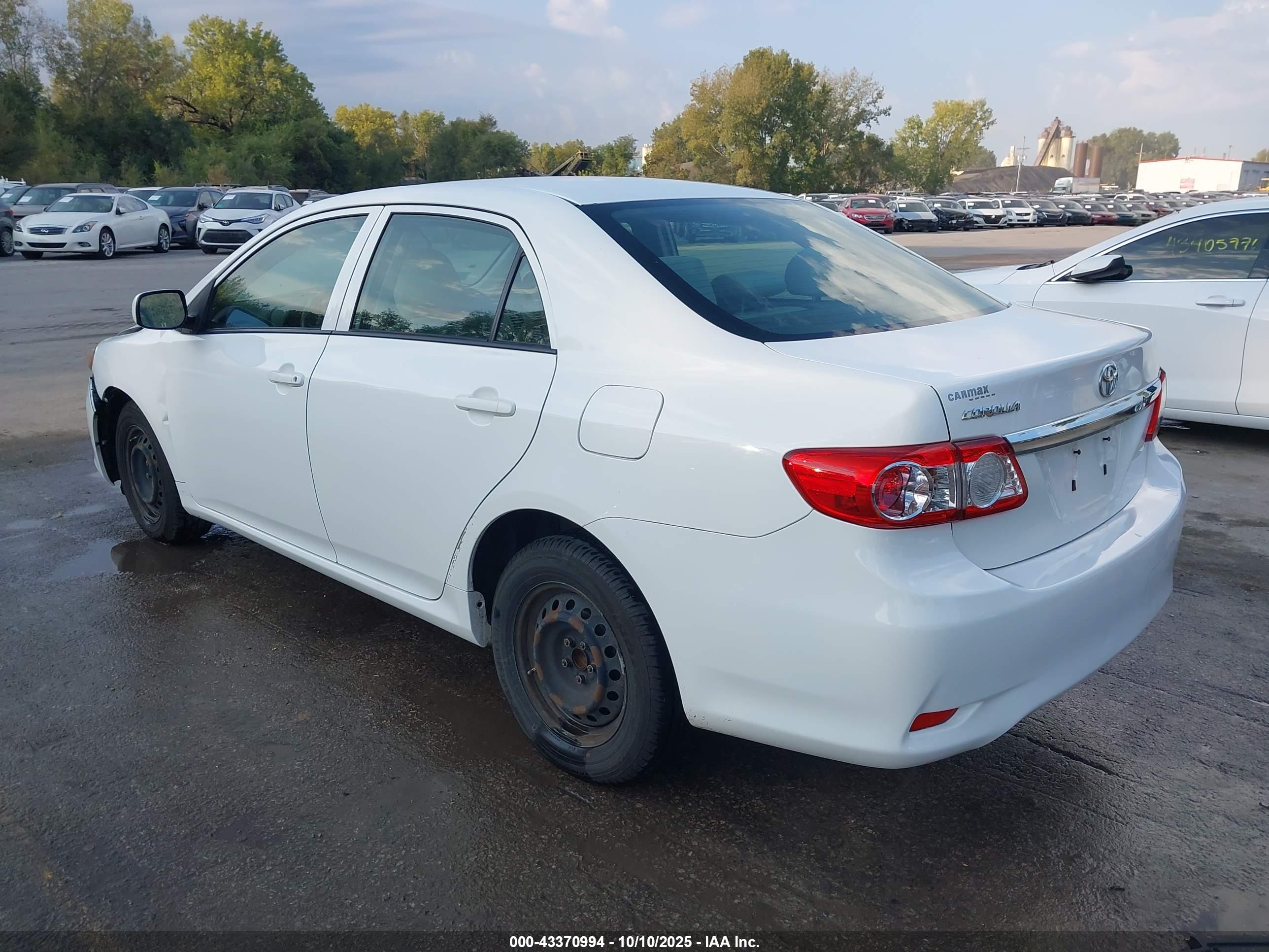 TOYOTA COROLLA image 3