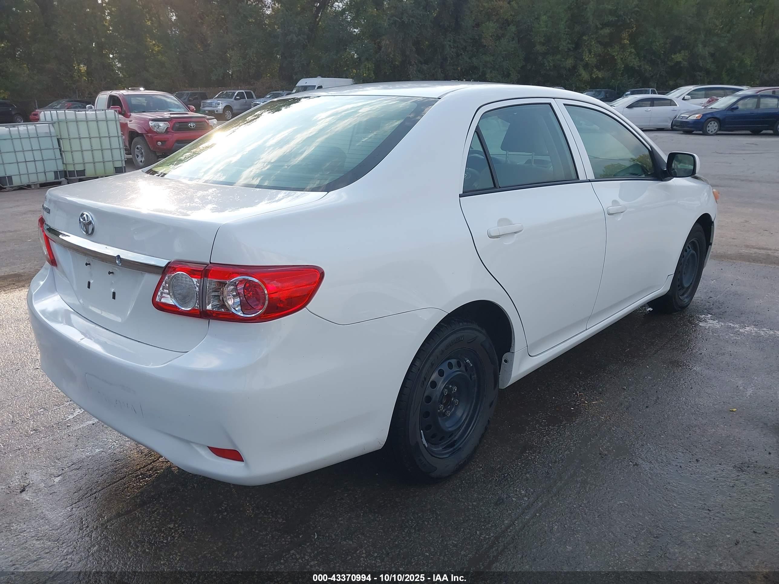 TOYOTA COROLLA image 4