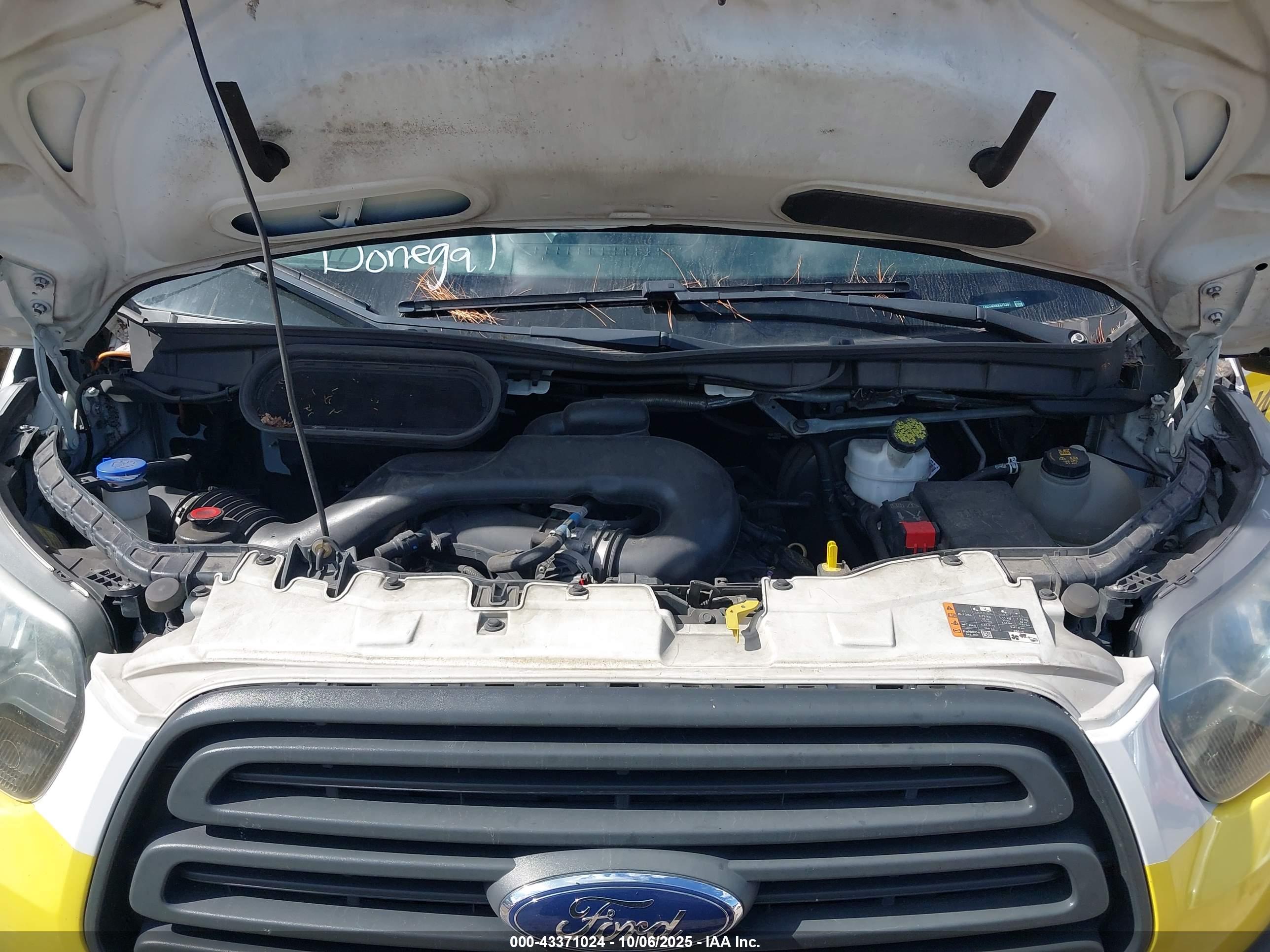 FORD TRANSIT-250 image 10