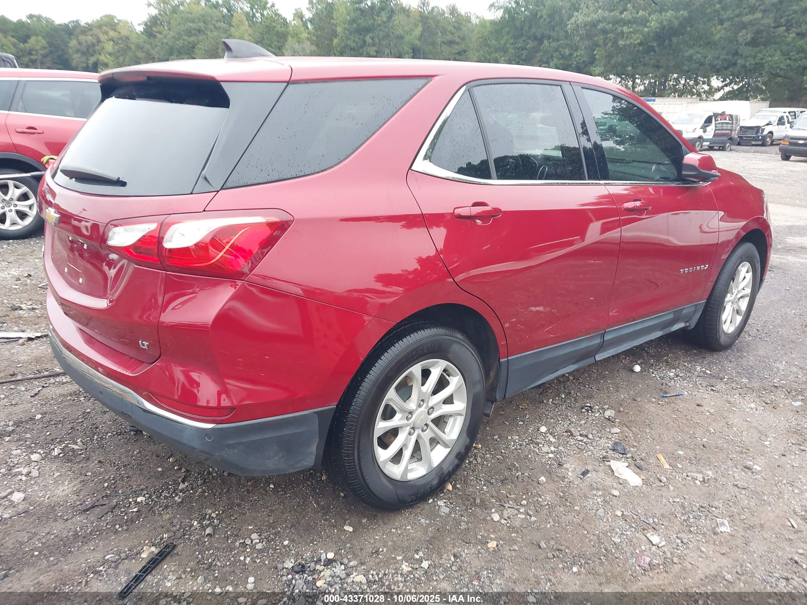 CHEVROLET EQUINOX image 4
