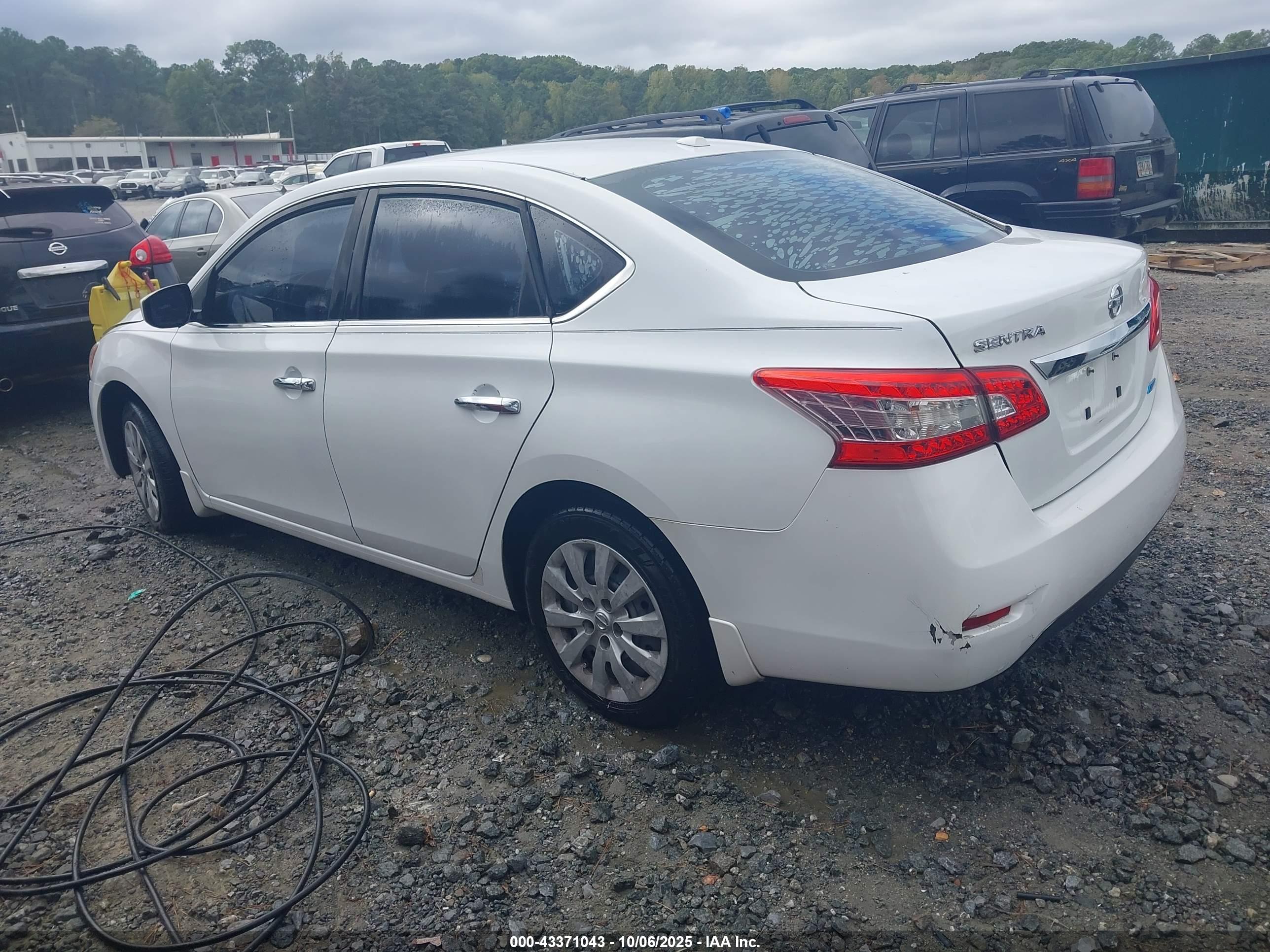 NISSAN SENTRA image 3