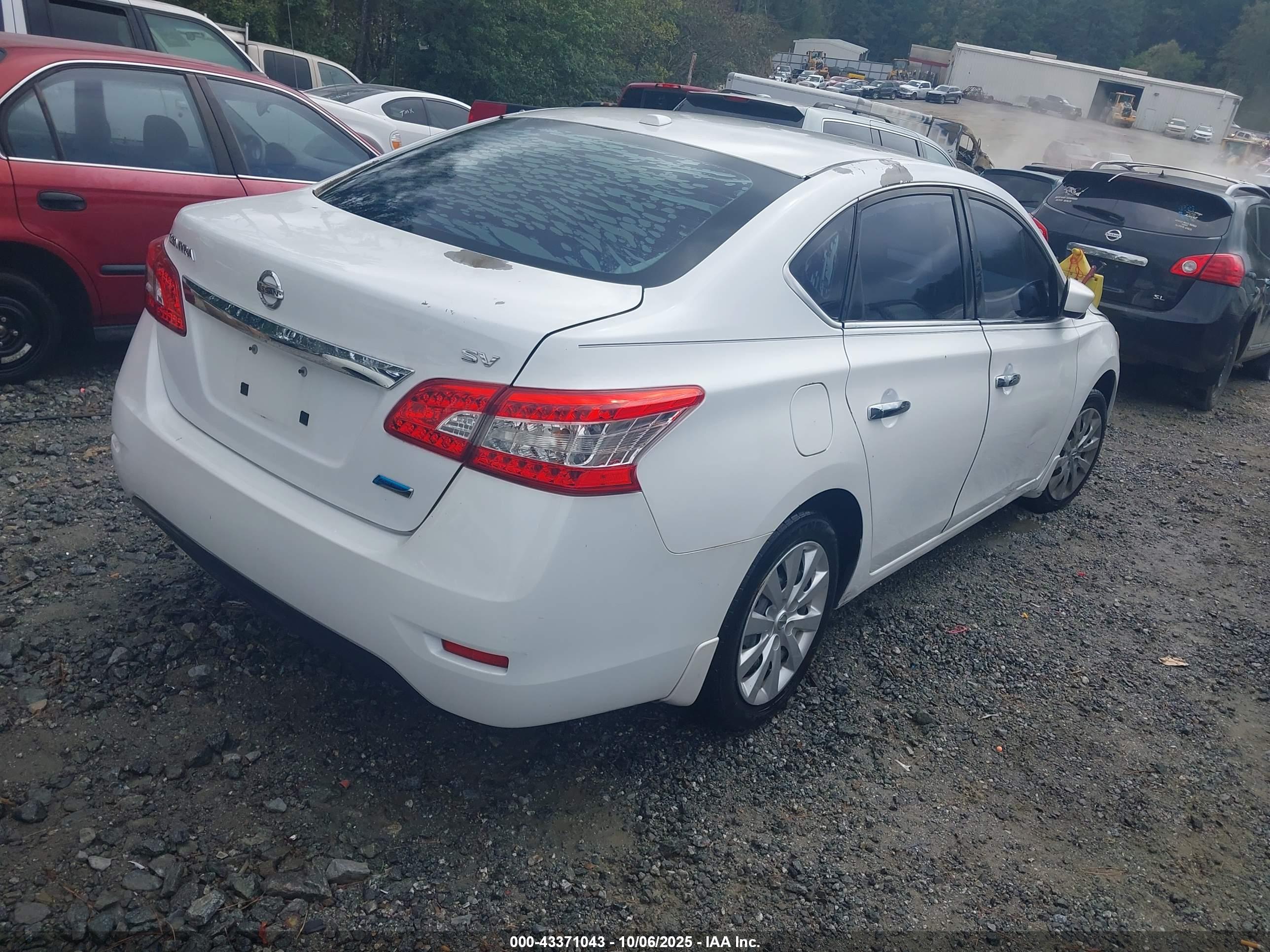 NISSAN SENTRA image 4