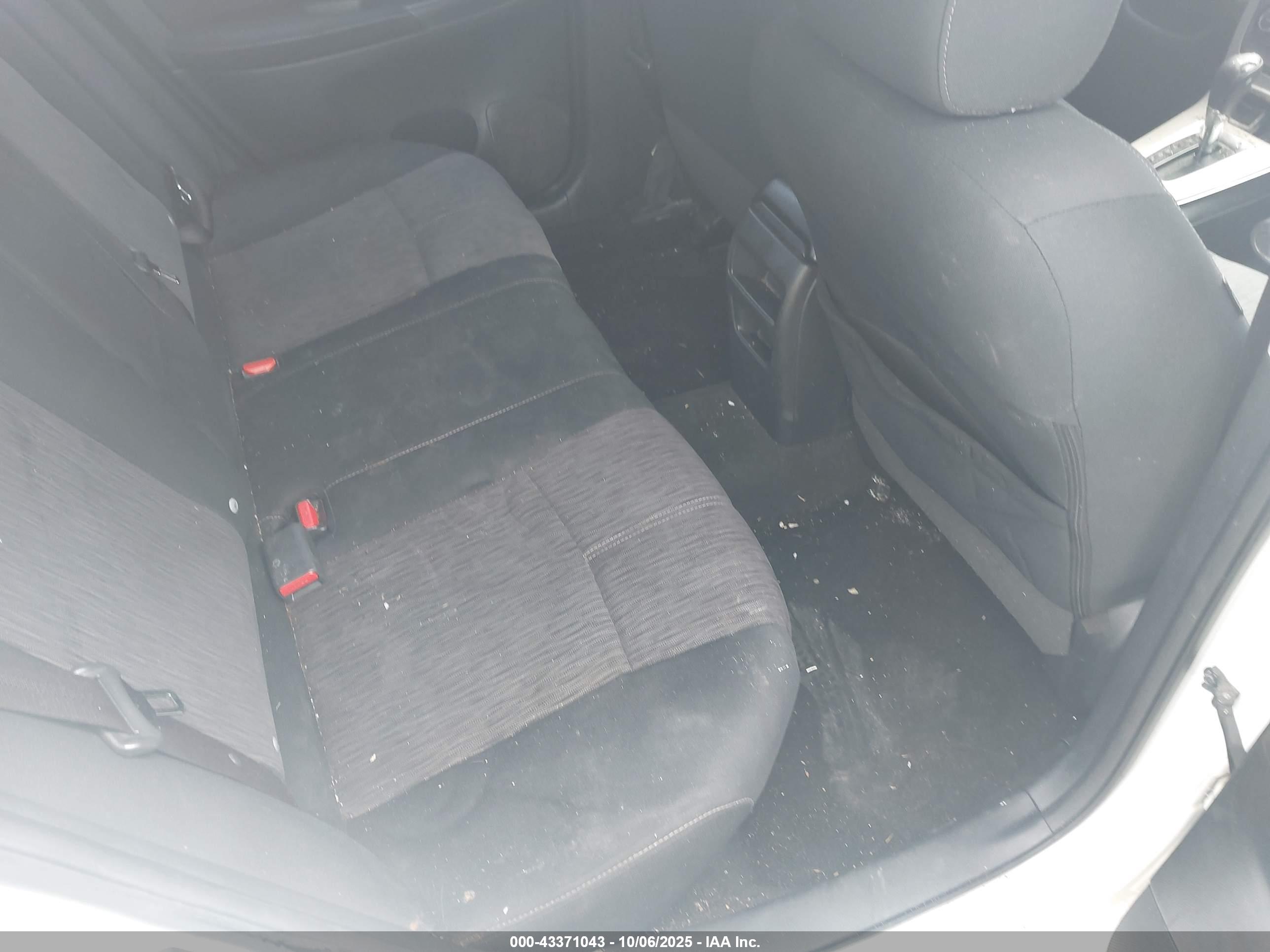 NISSAN SENTRA image 8