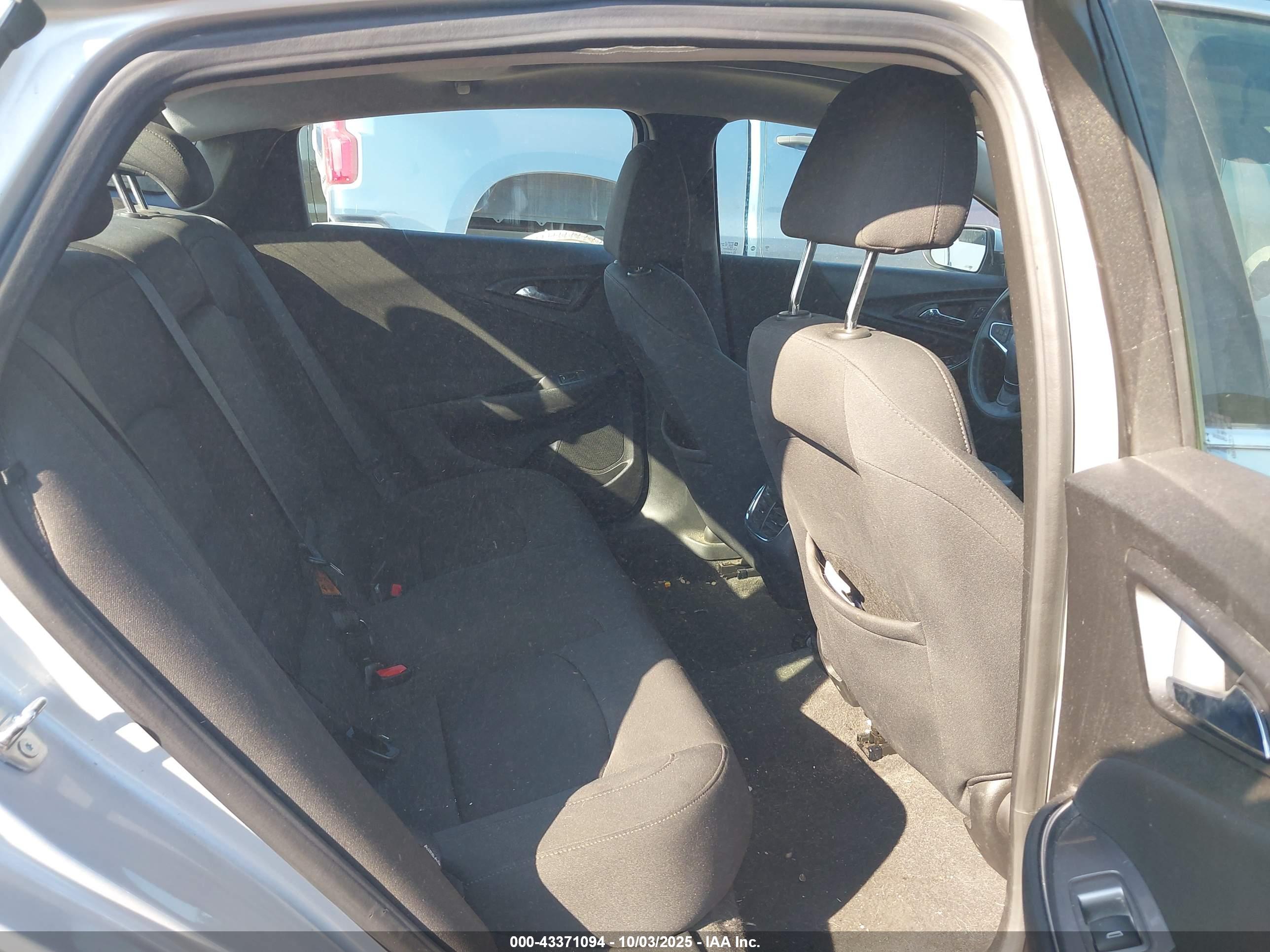 CHEVROLET MALIBU image 8