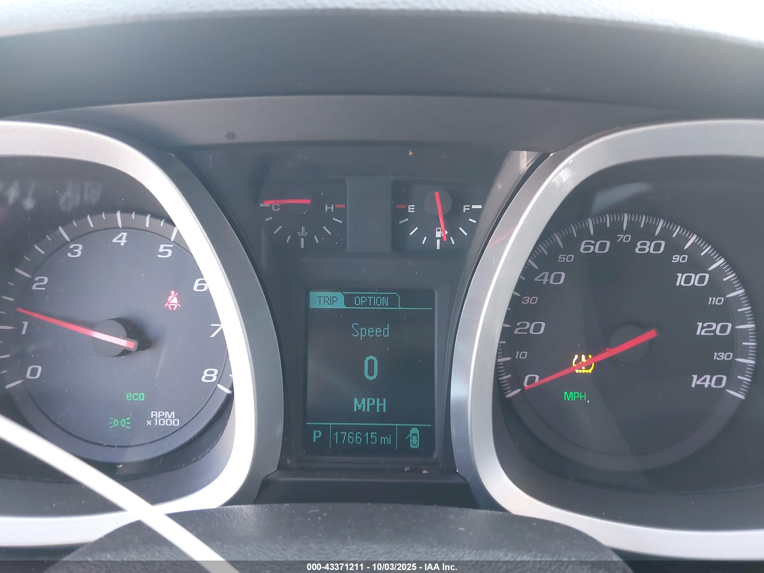 CHEVROLET EQUINOX image 7