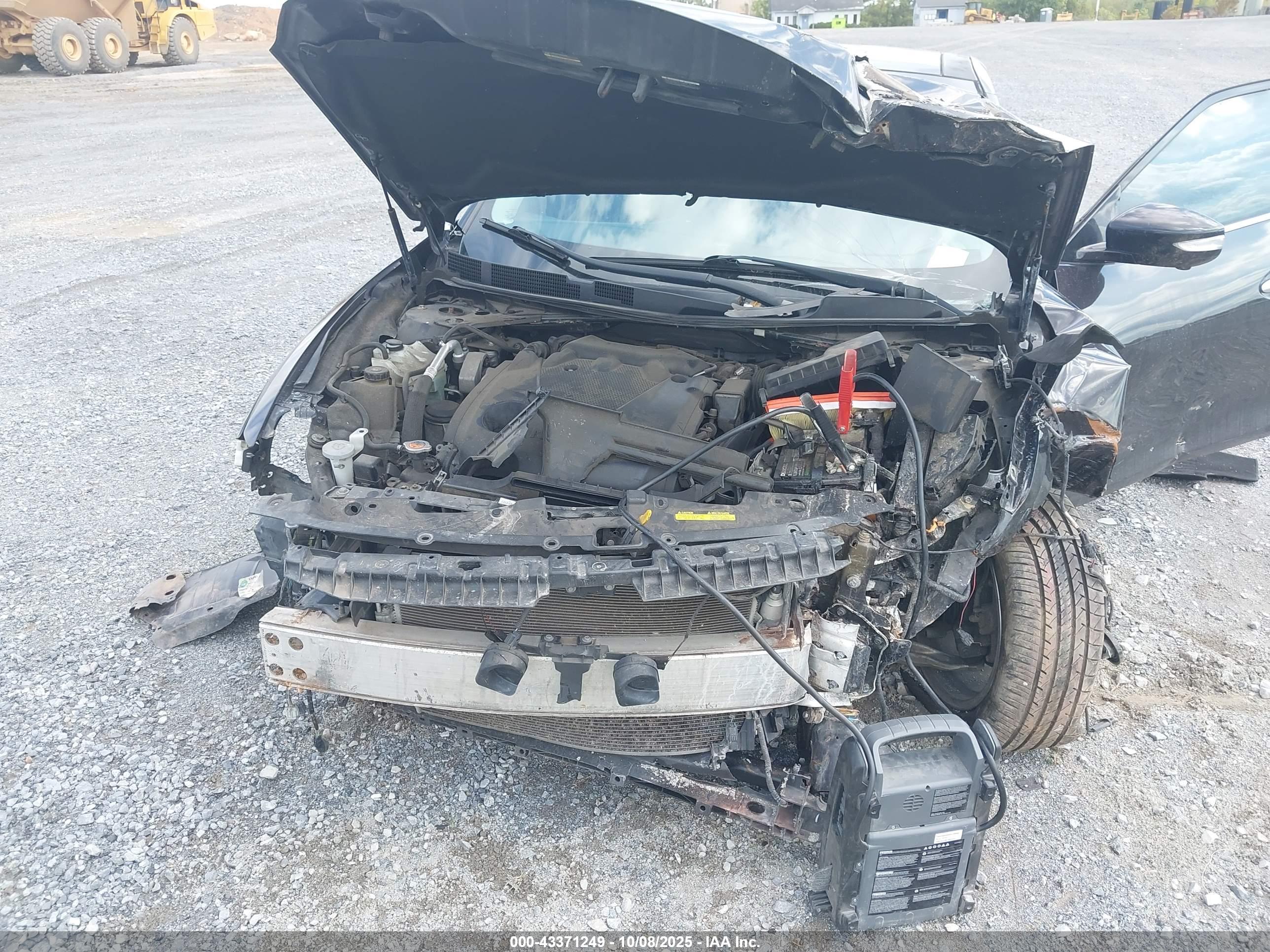 NISSAN MAXIMA image 6