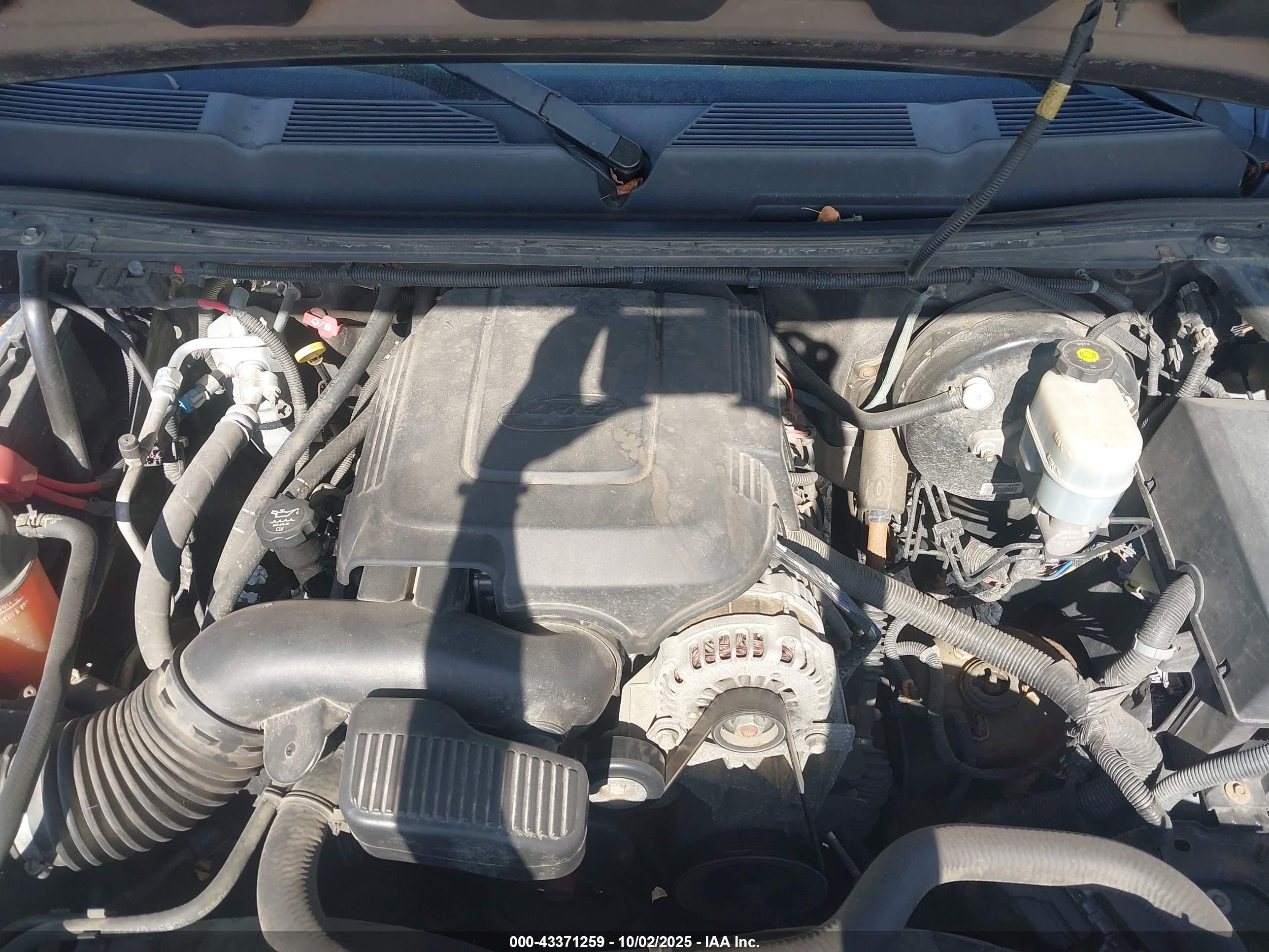 CHEVROLET SILVERADO image 10