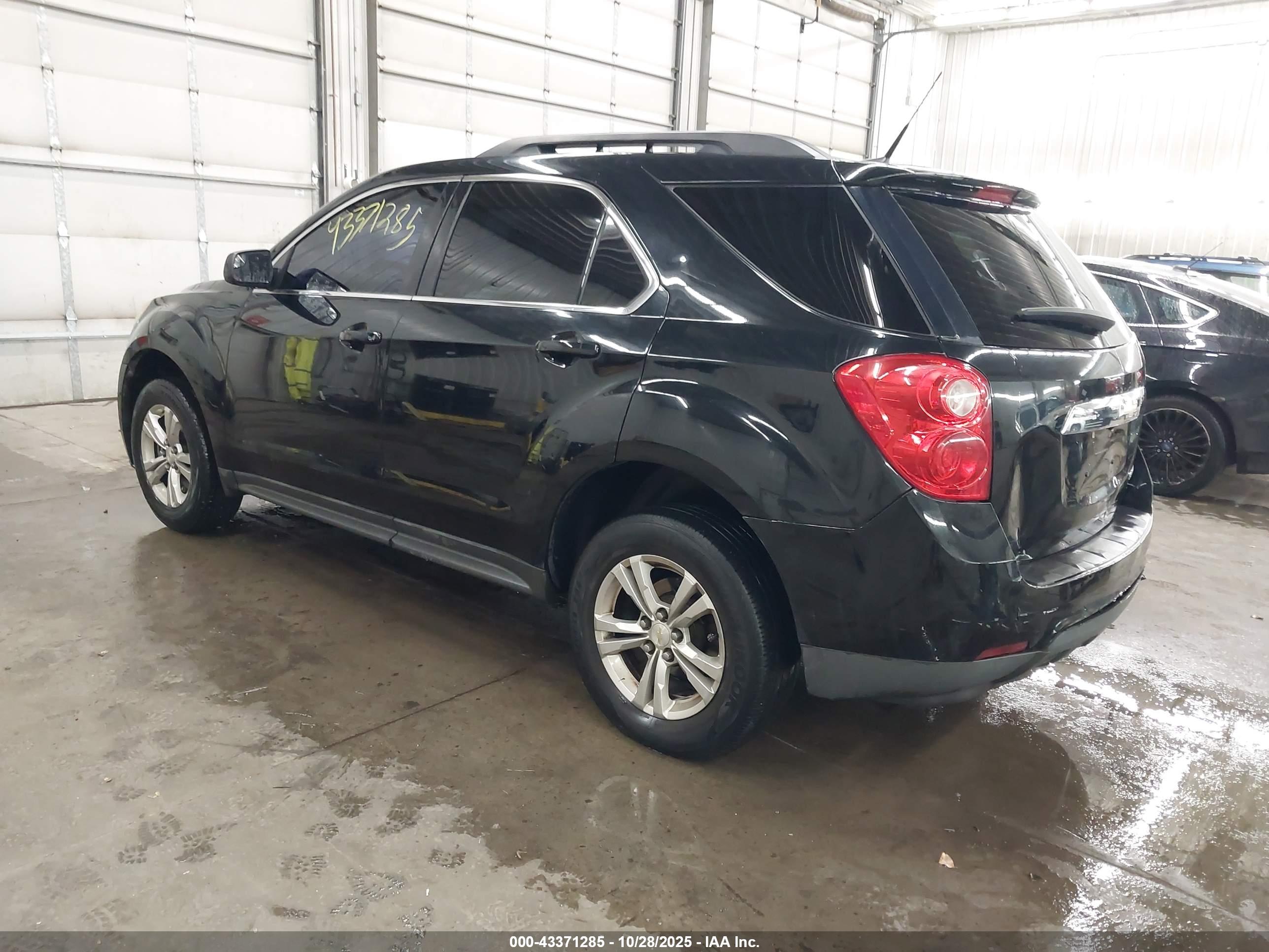 CHEVROLET EQUINOX image 3