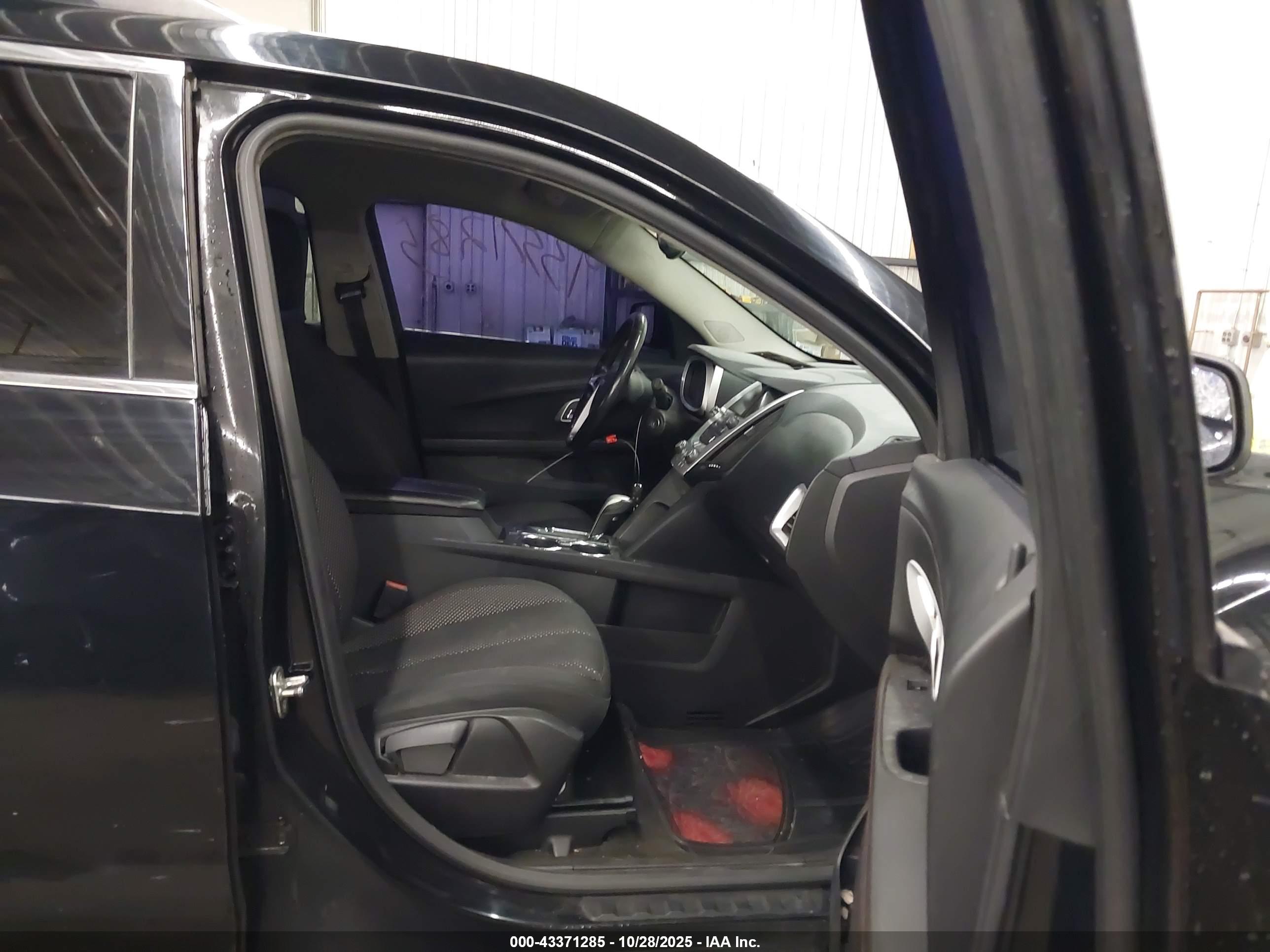 CHEVROLET EQUINOX image 5