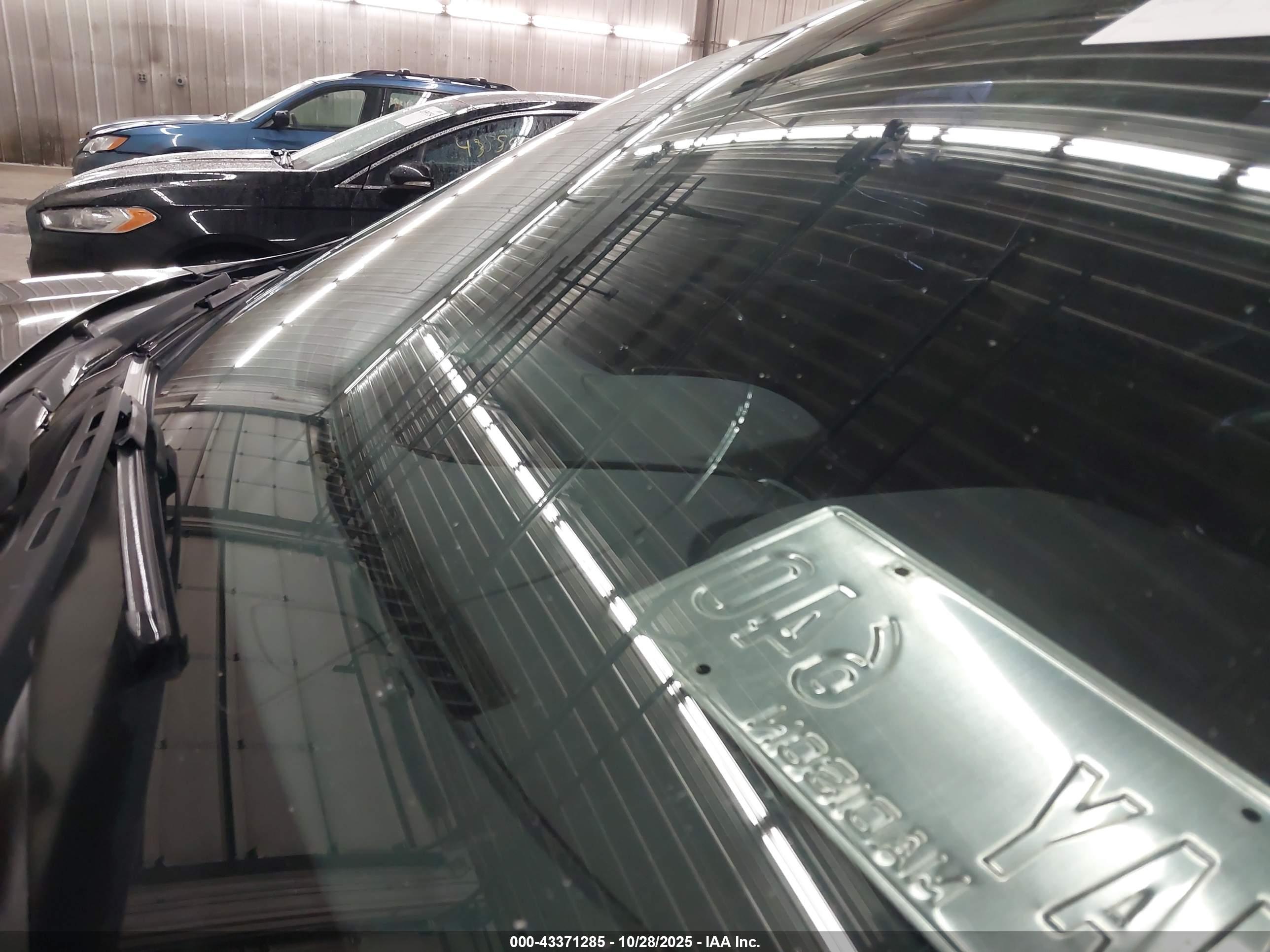 CHEVROLET EQUINOX image 6
