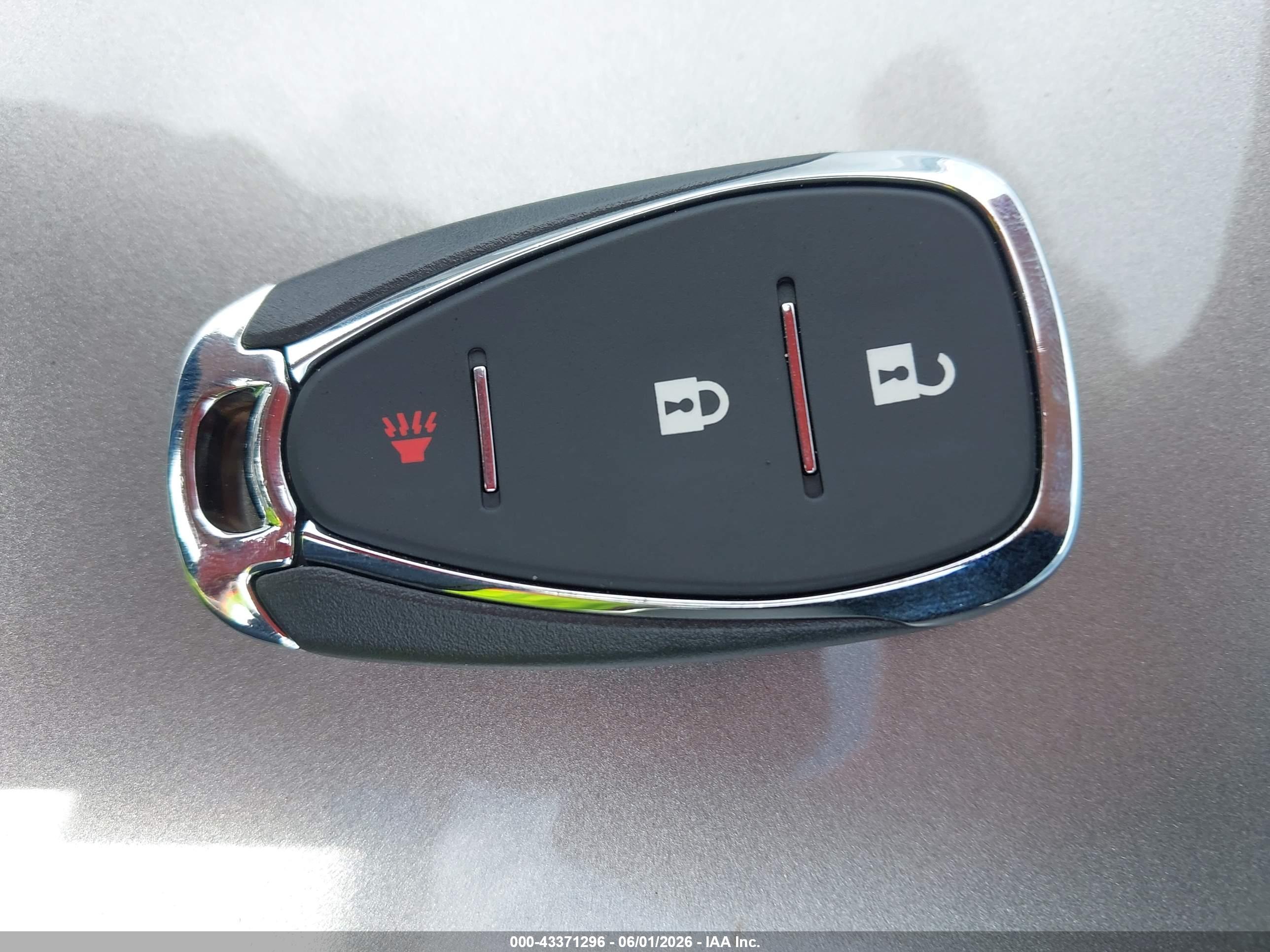 CHEVROLET EQUINOX image 11