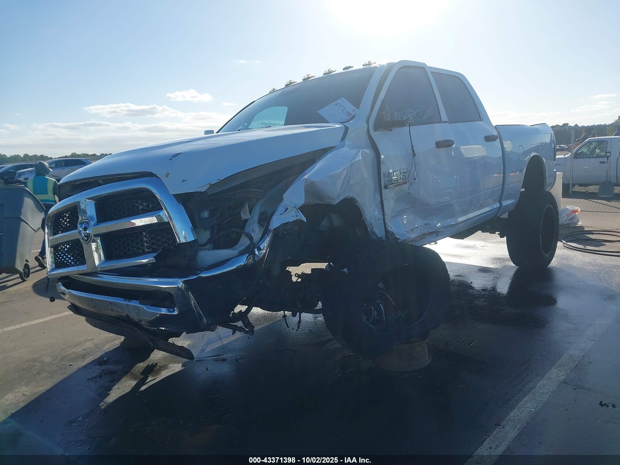 RAM 2500 image 2