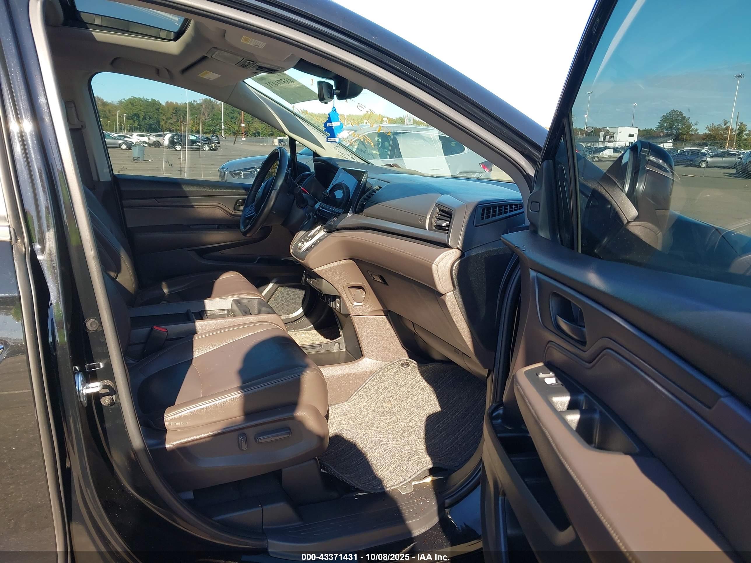 HONDA ODYSSEY image 5