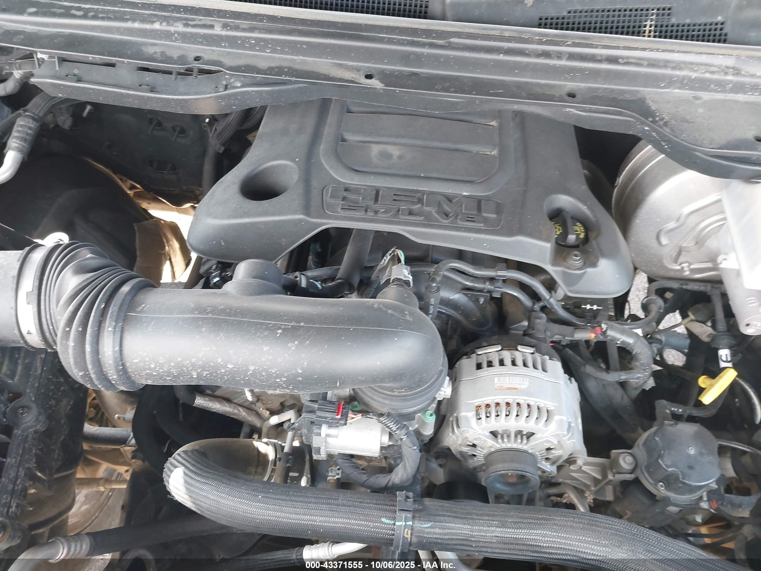 RAM 1500 image 10