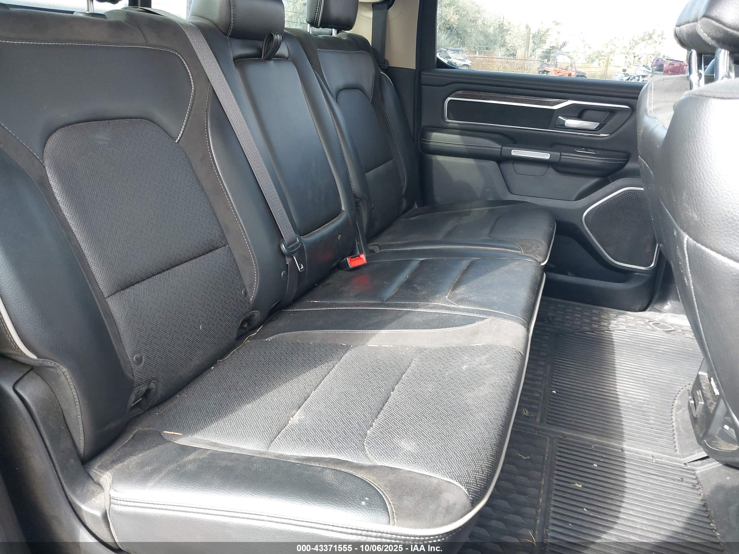 RAM 1500 image 8