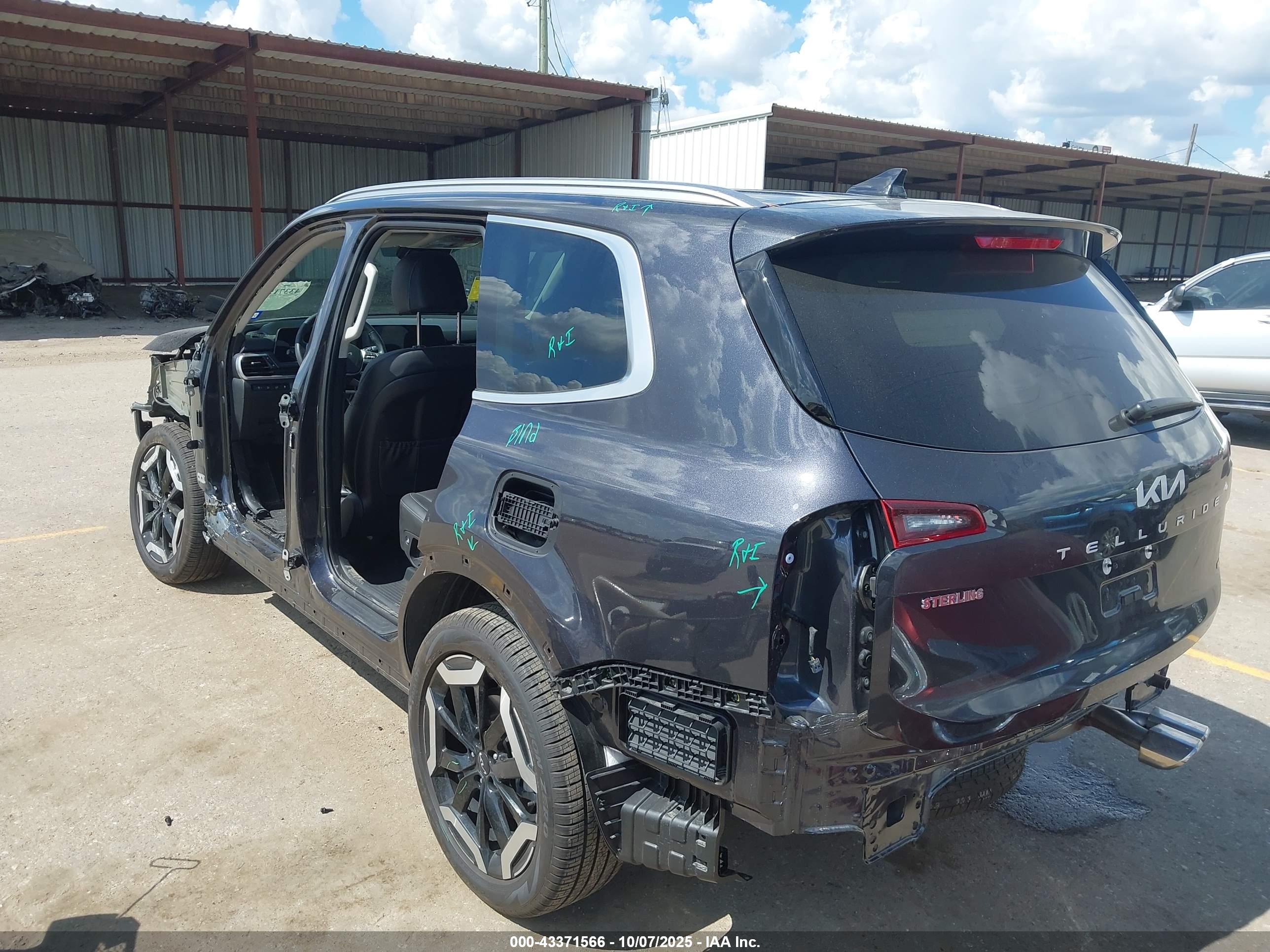 KIA TELLURIDE image 3