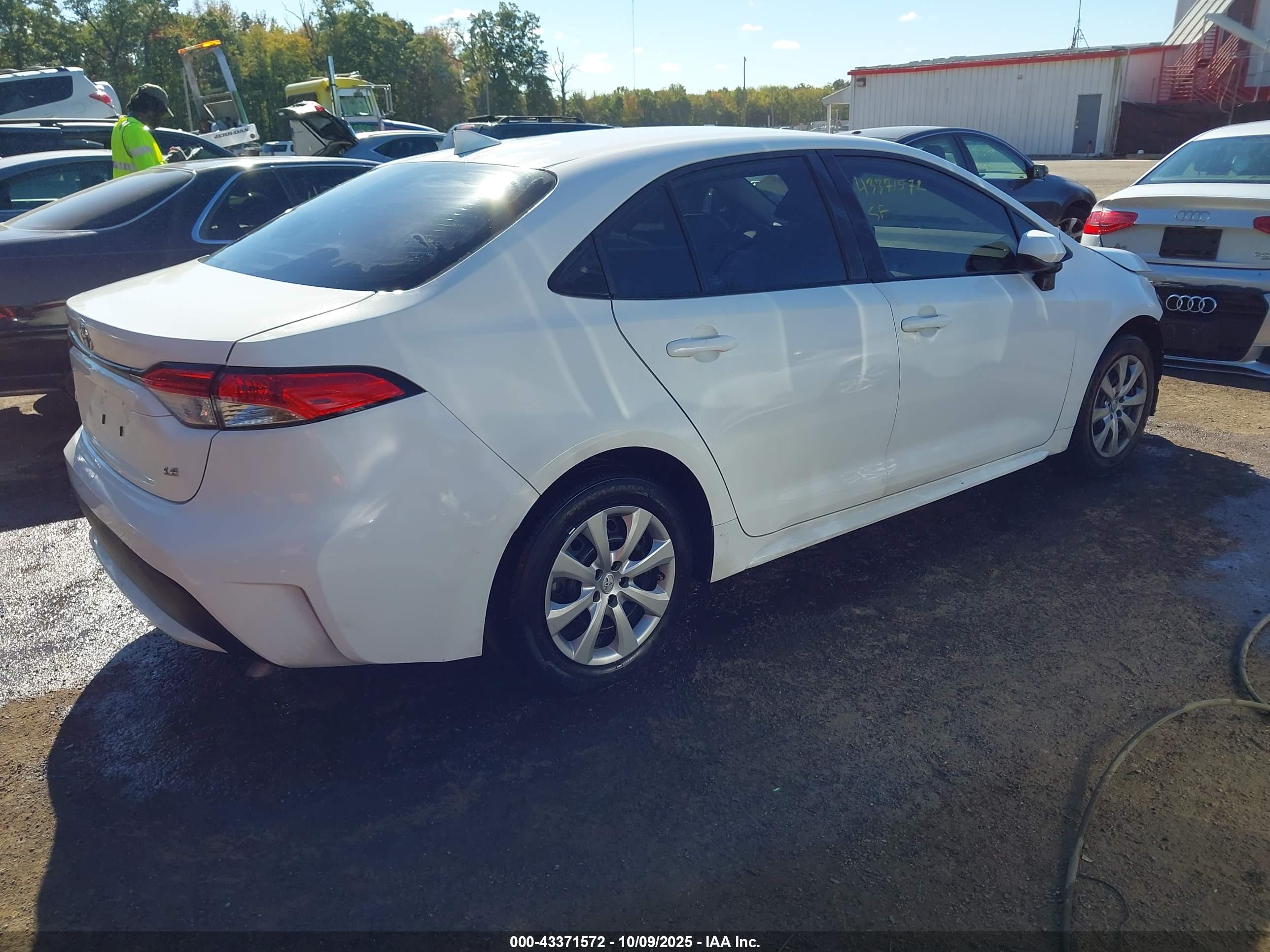 TOYOTA COROLLA image 4
