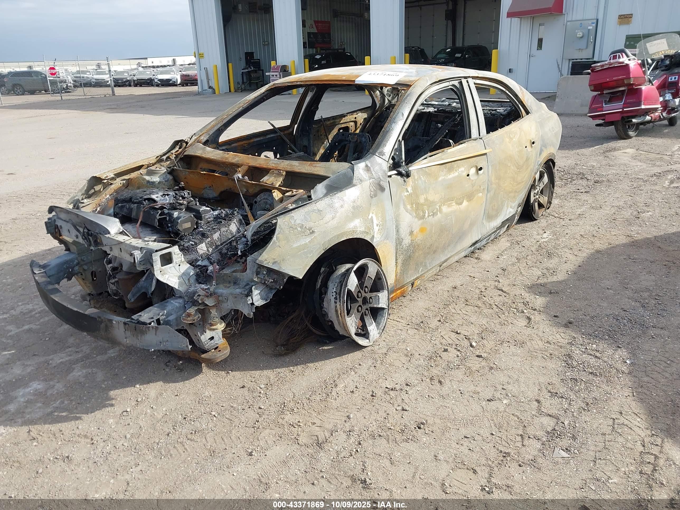 CHEVROLET MALIBU image 2