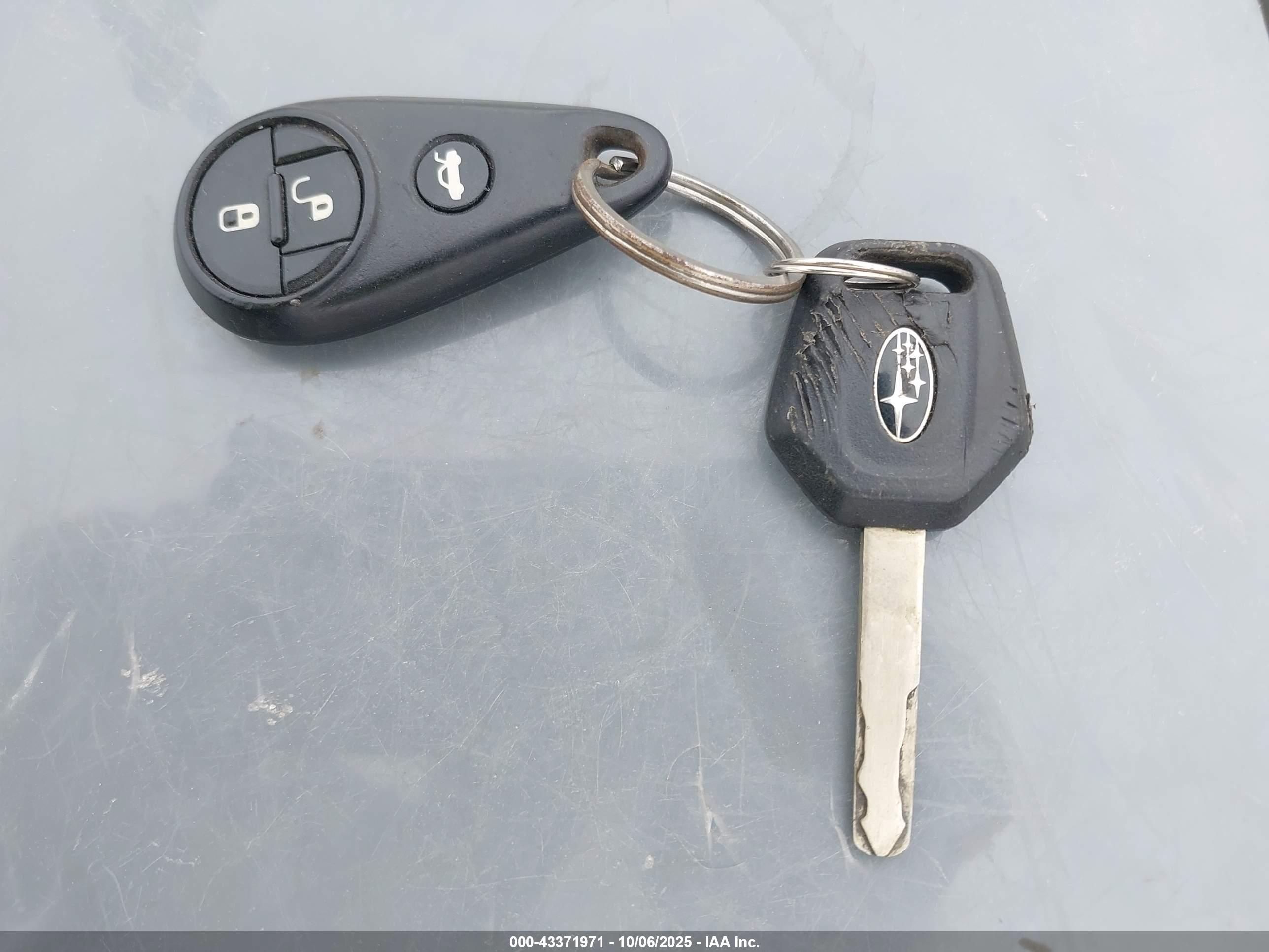 SUBARU FORESTER image 11