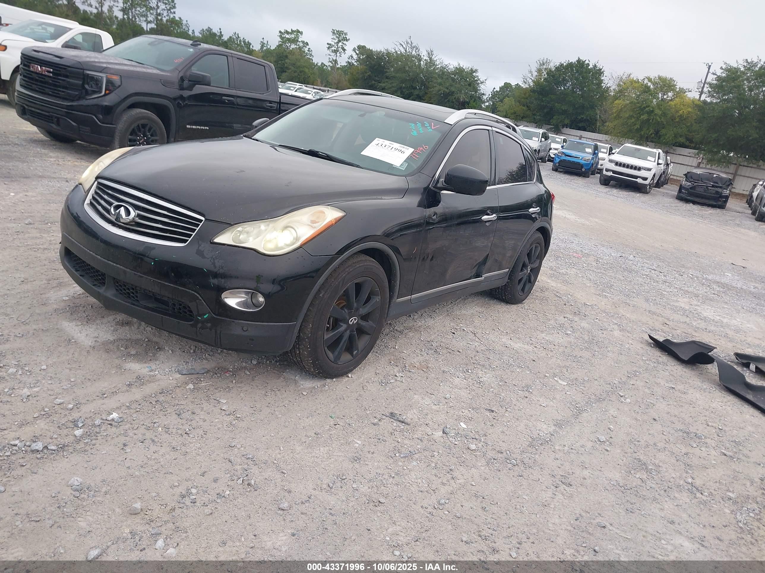 INFINITI EX35 image 2