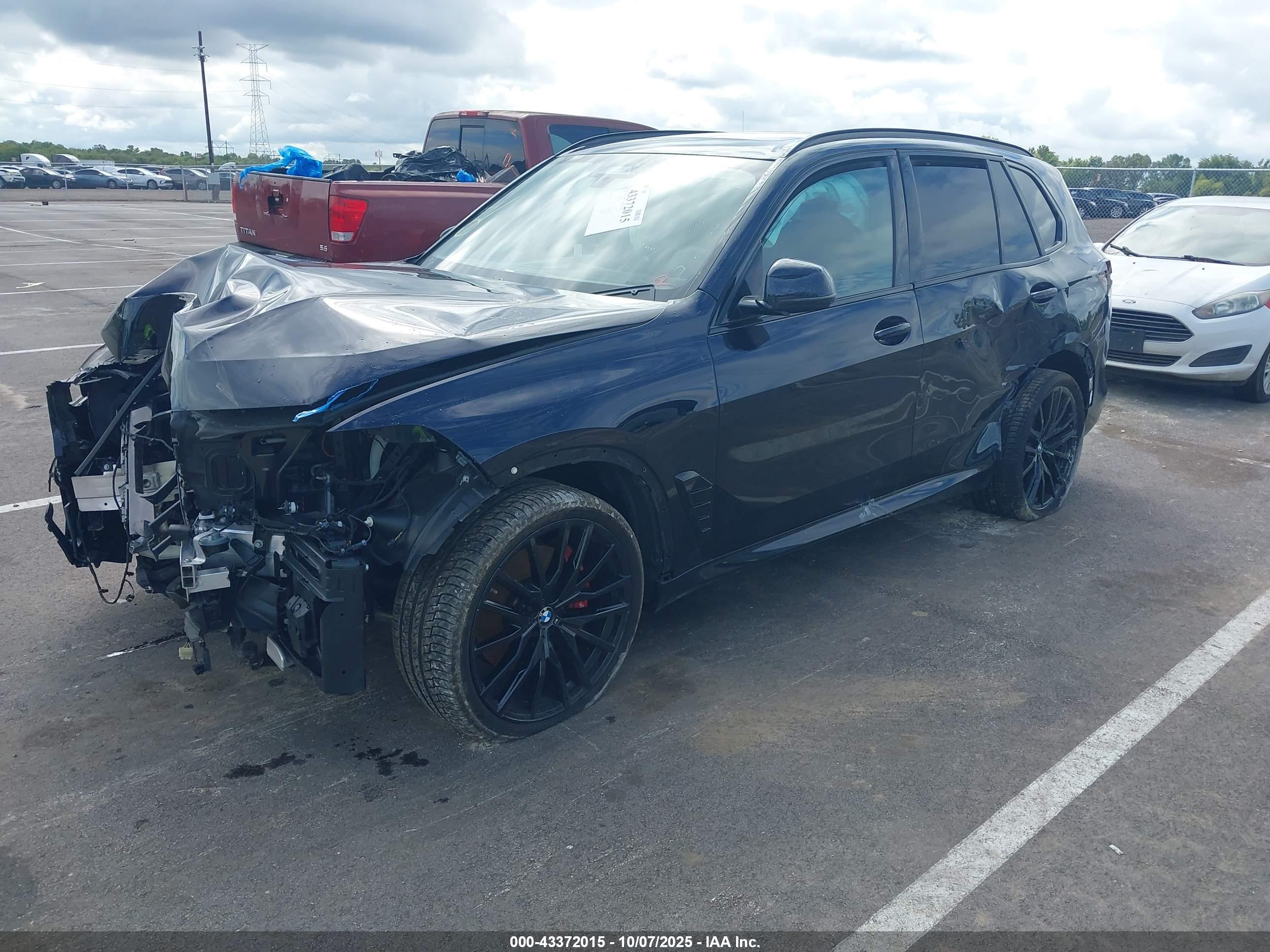 BMW X5 image 2