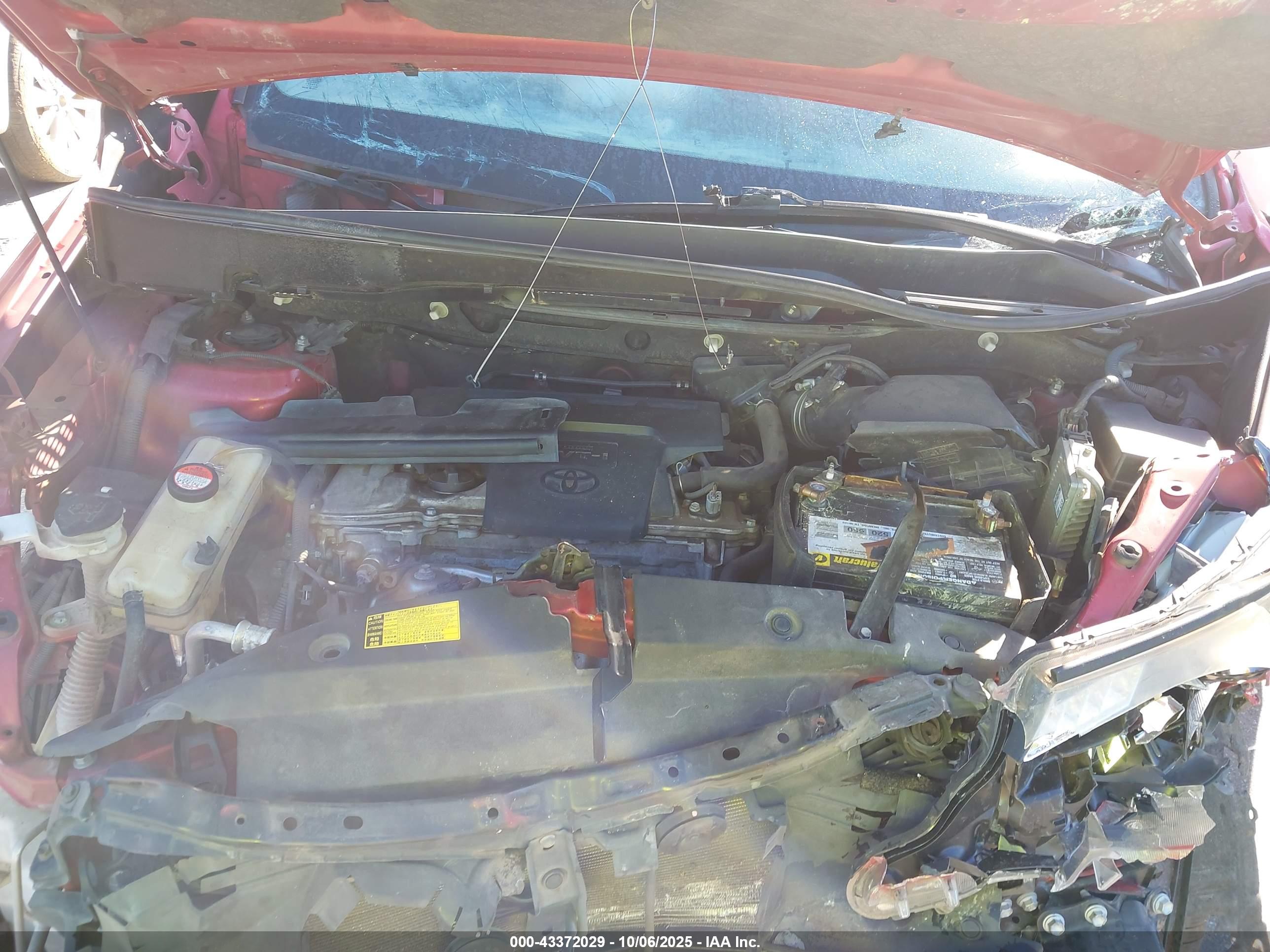 TOYOTA RAV4 image 10