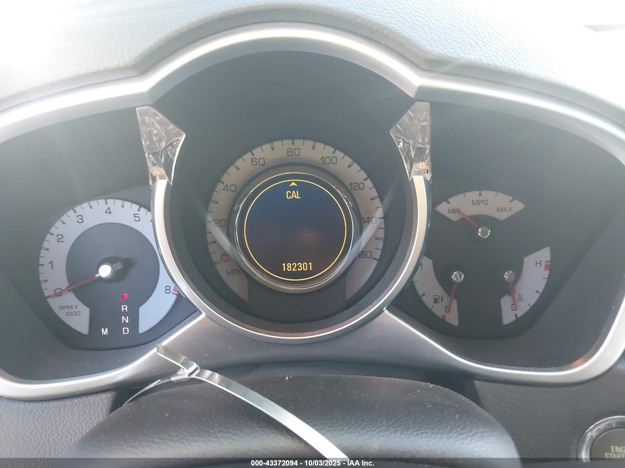 CADILLAC SRX image 7