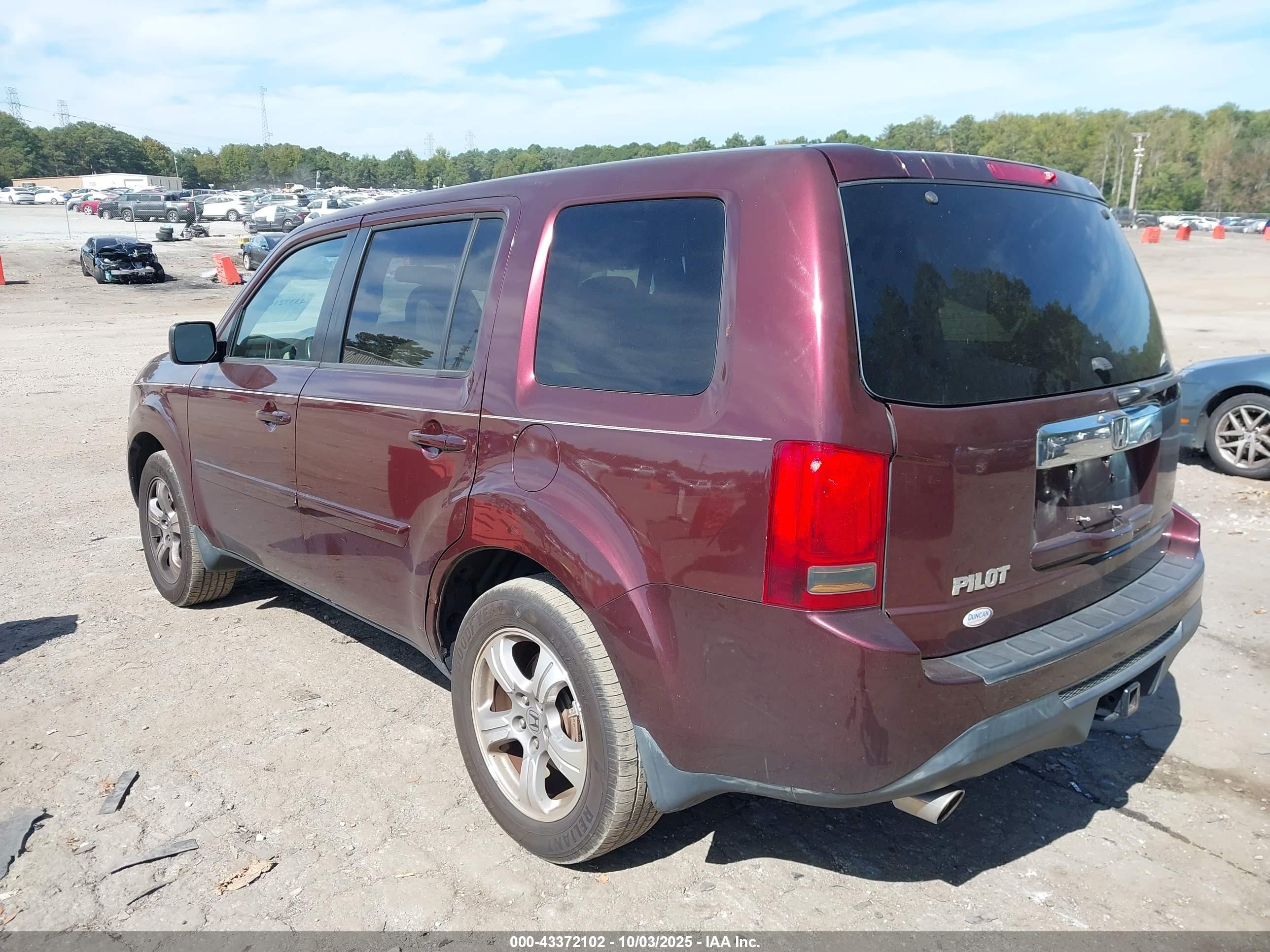 HONDA PILOT image 3