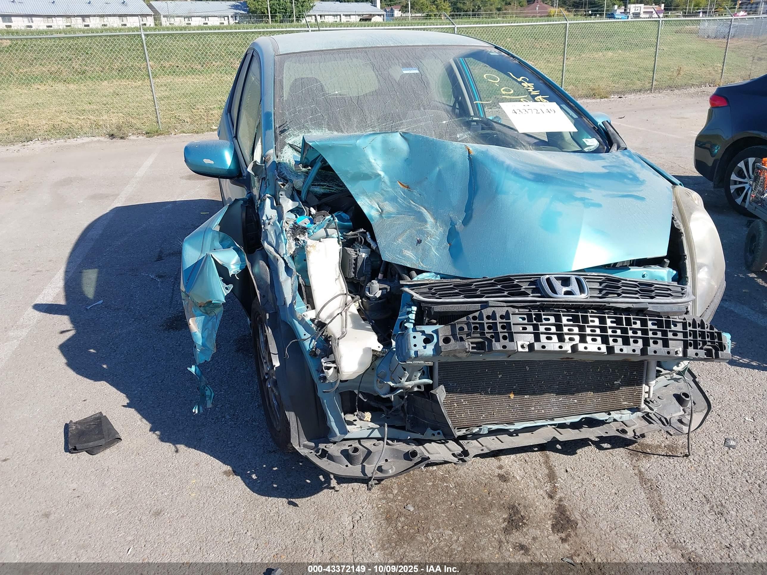 HONDA FIT image 6