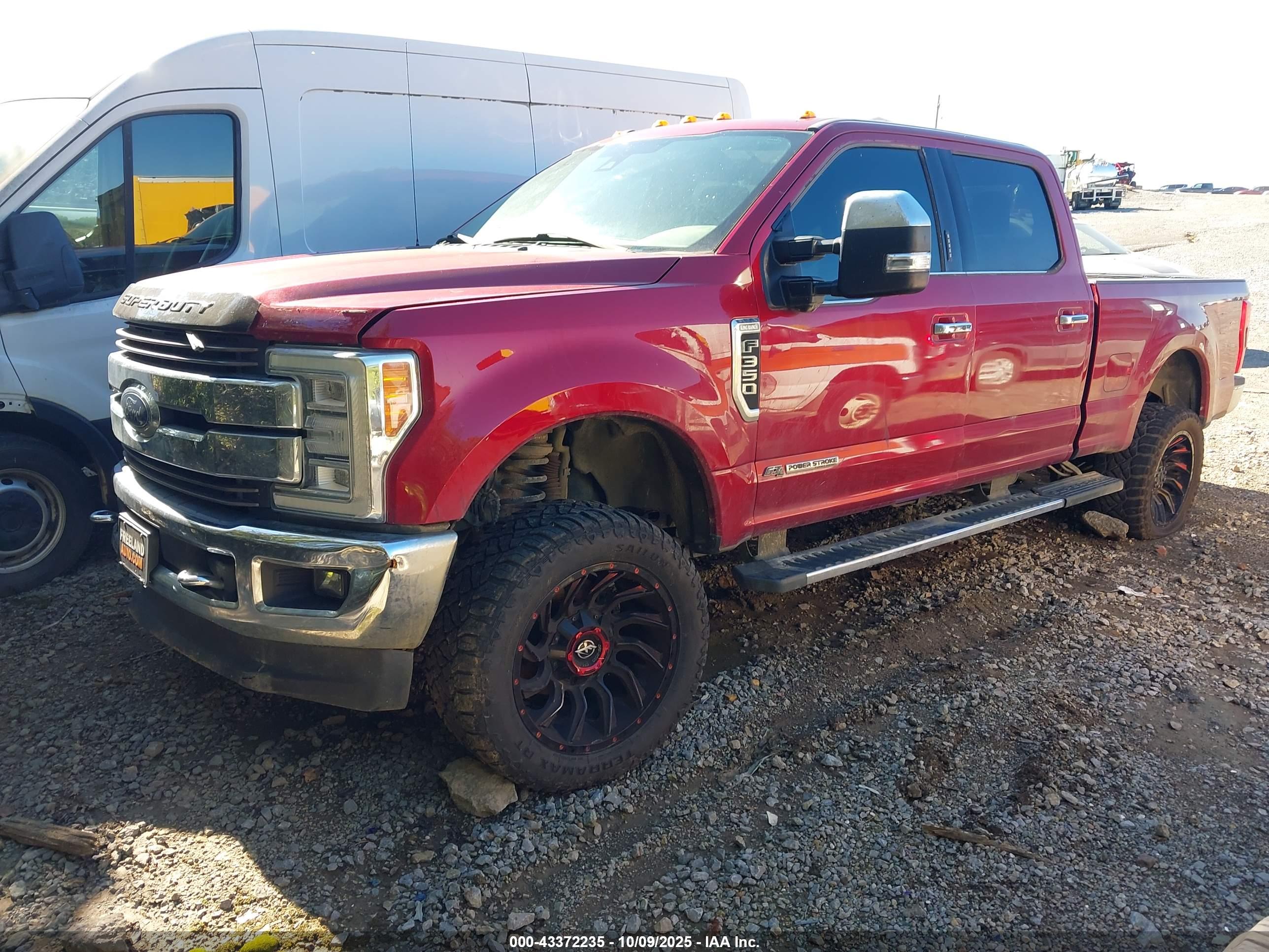 FORD F350 image 2