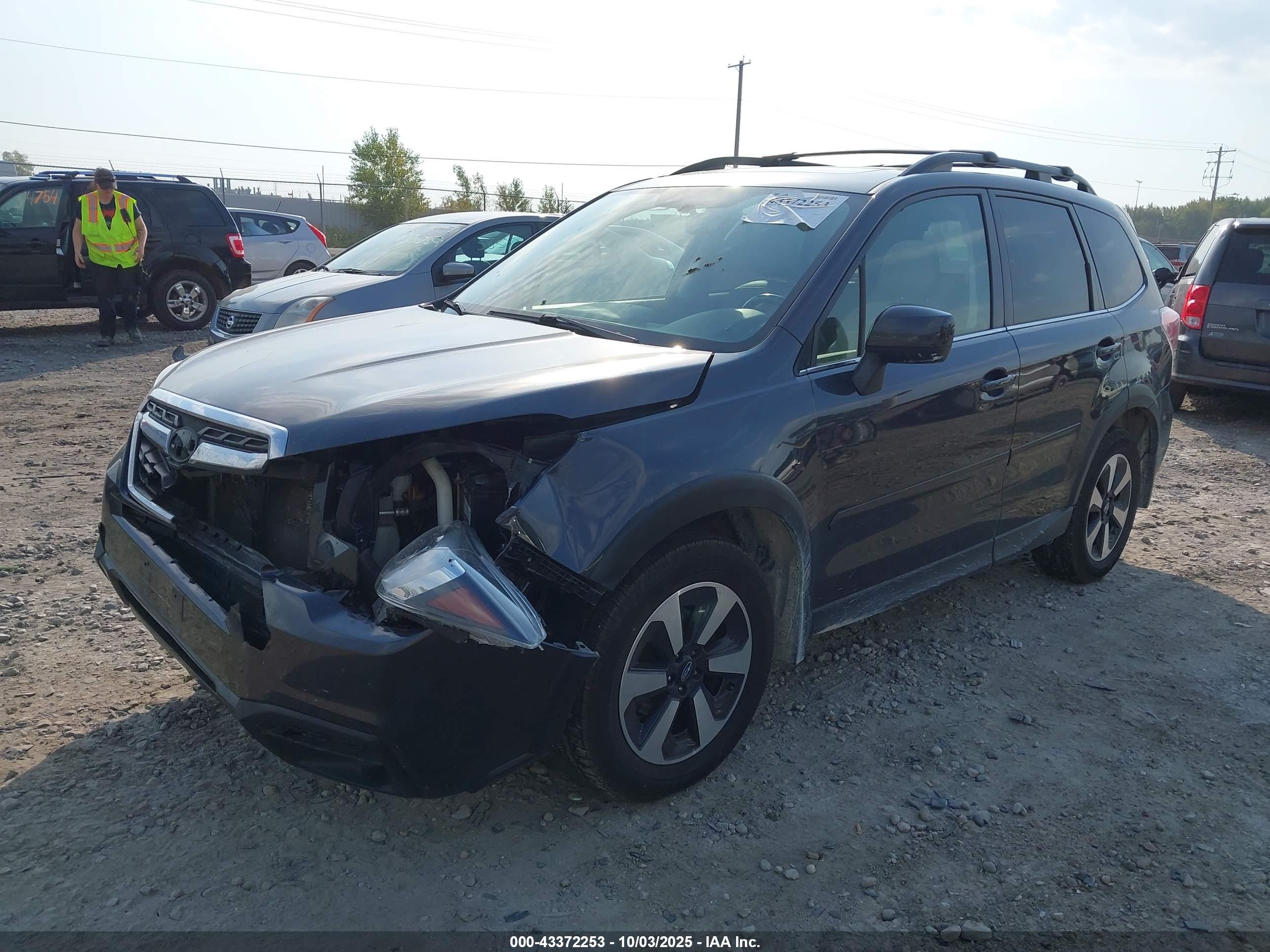 SUBARU FORESTER image 2