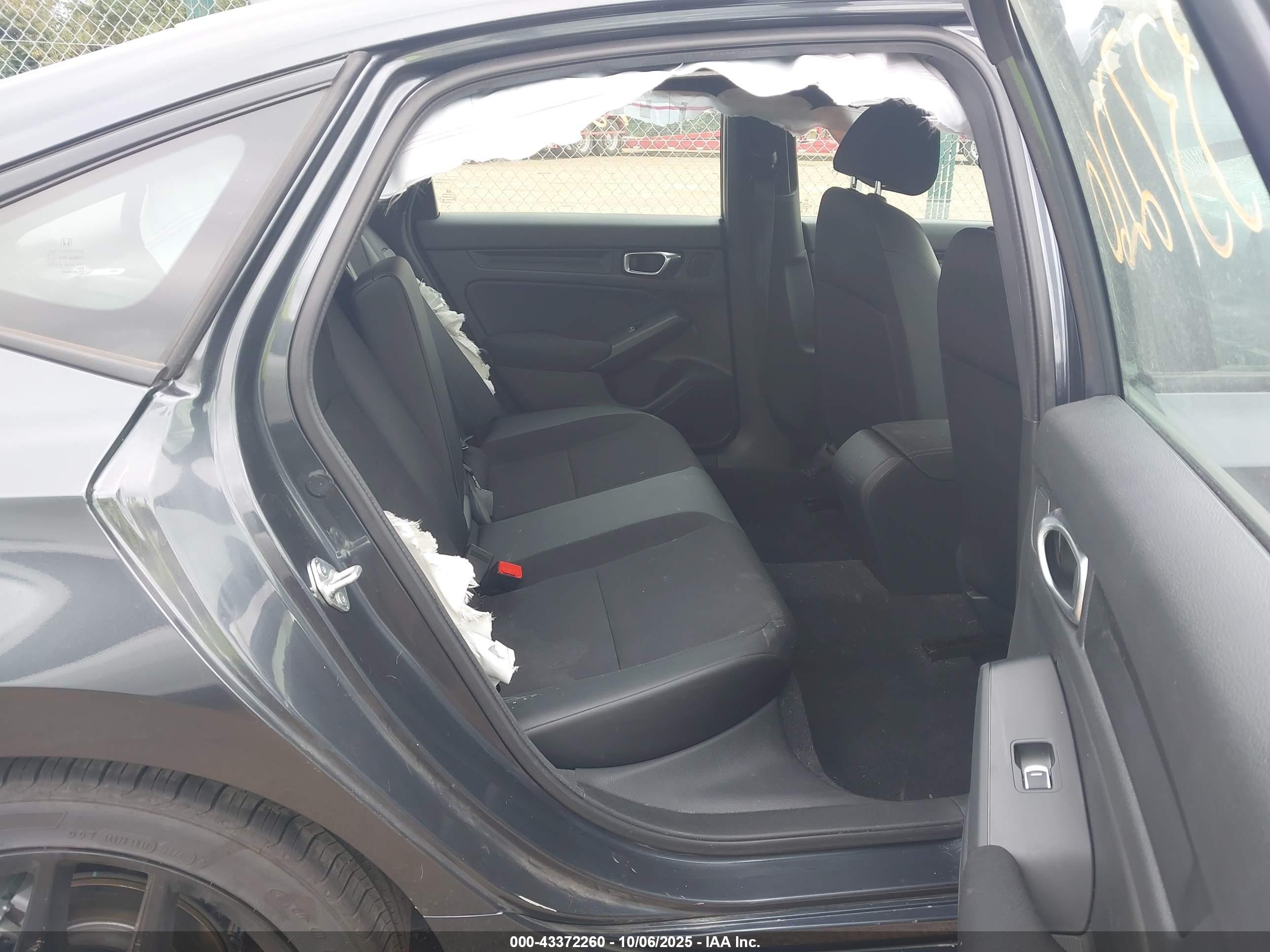 HONDA CIVIC image 8