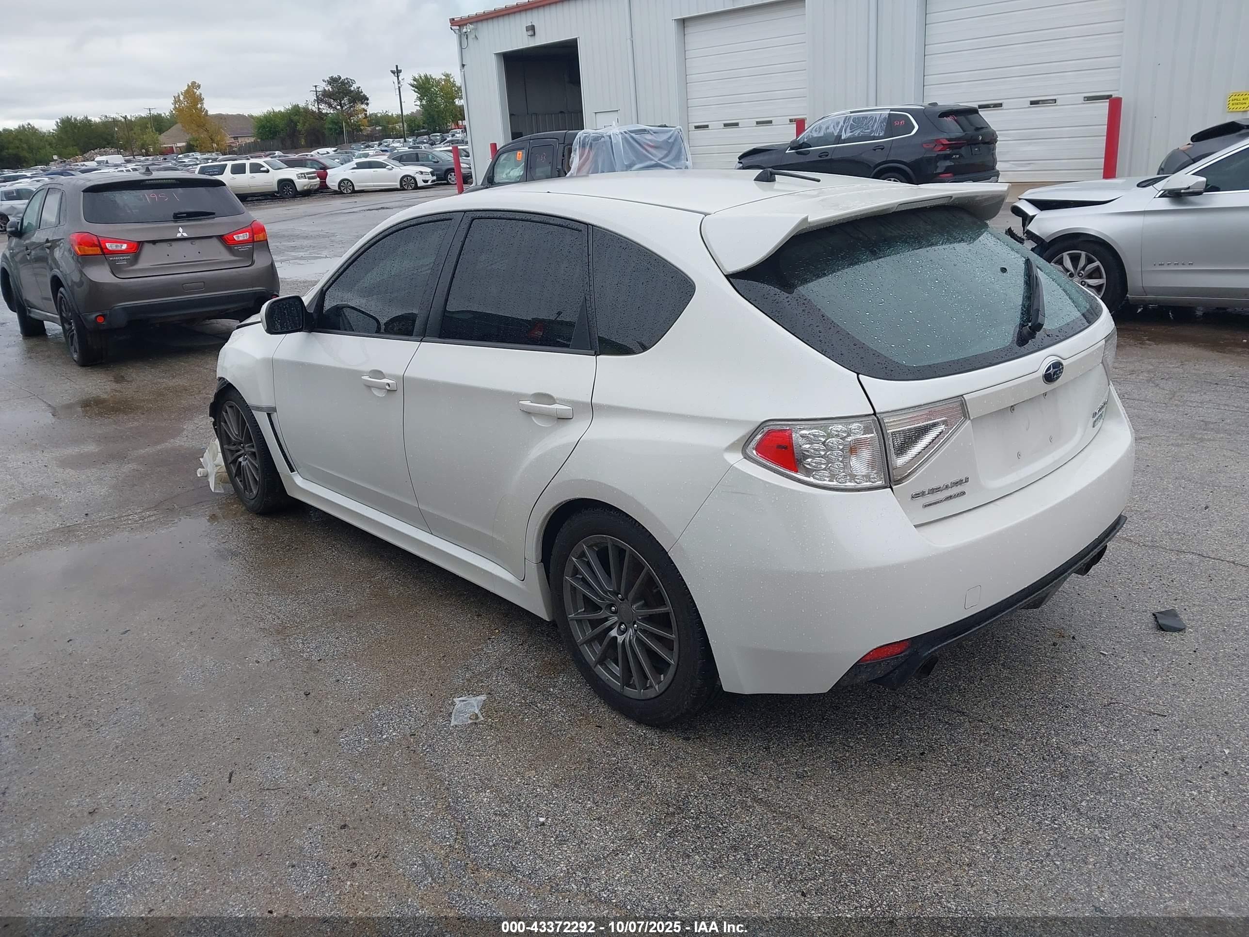 SUBARU IMPREZA image 3