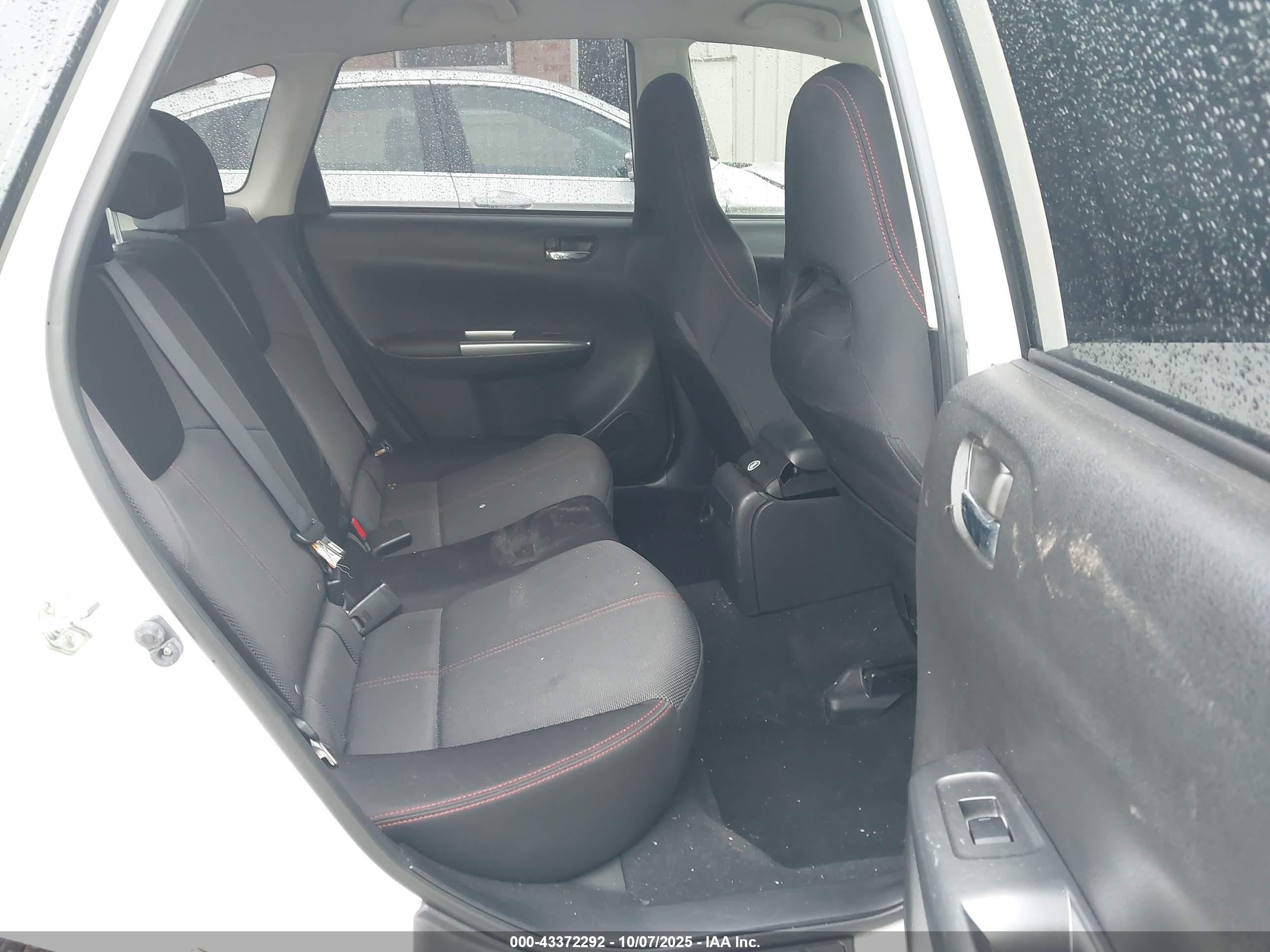 SUBARU IMPREZA image 8