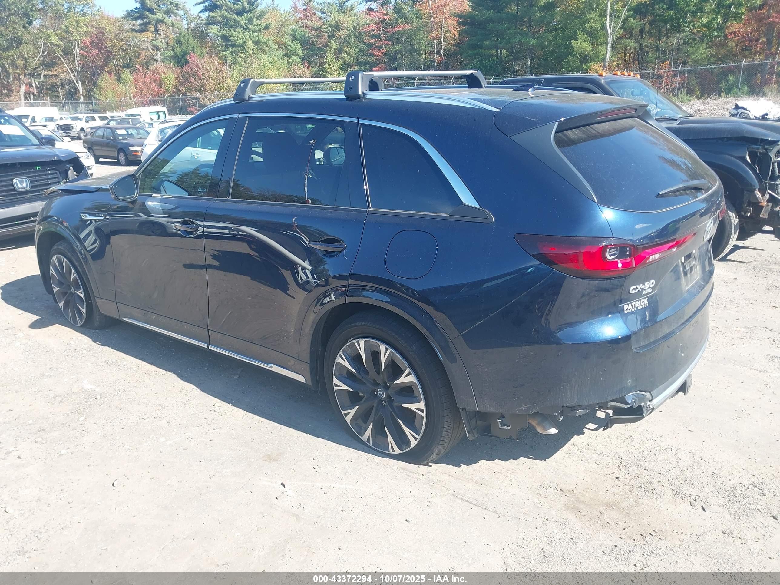 MAZDA CX-90 image 3