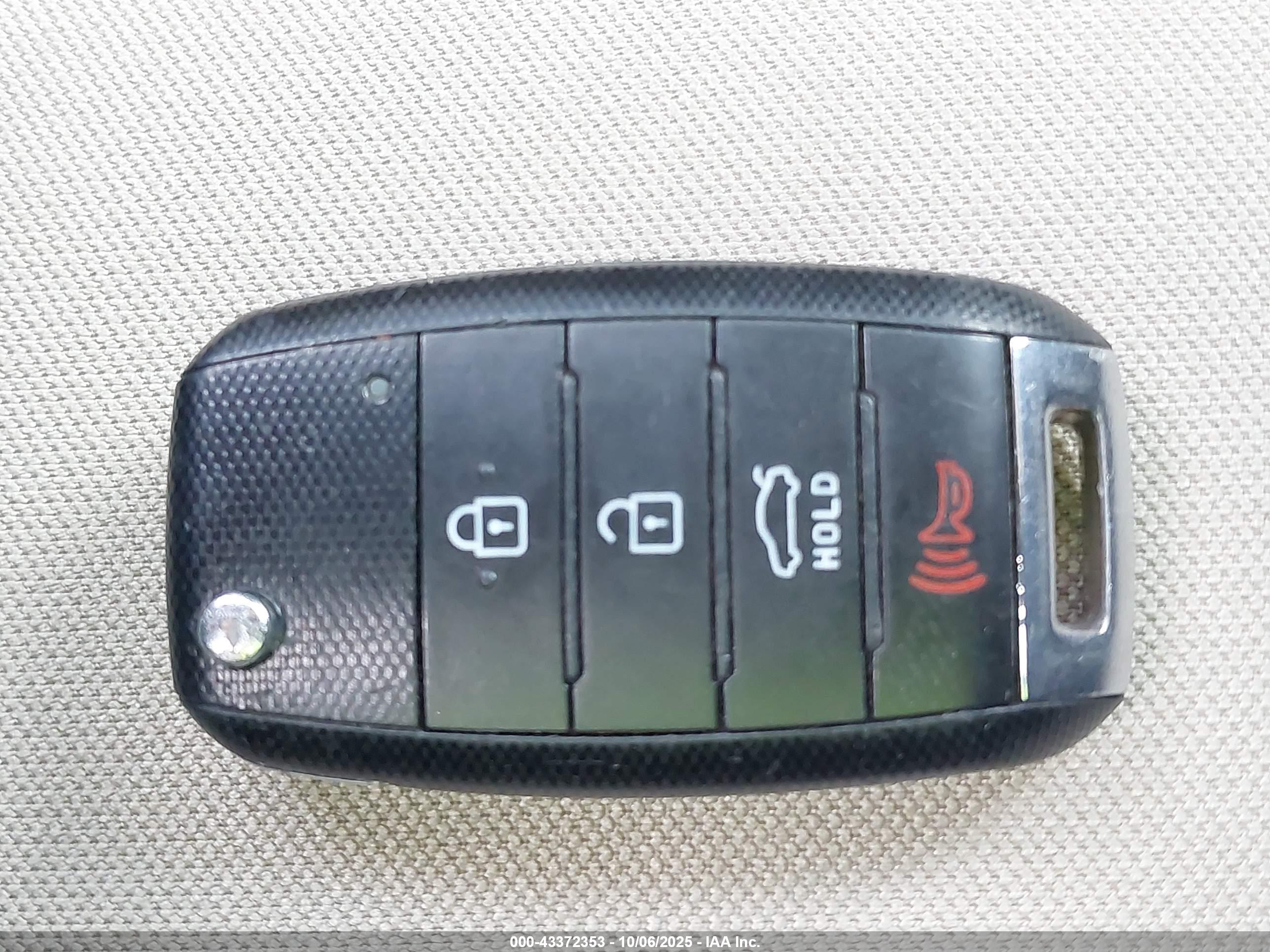 KIA OPTIMA image 11