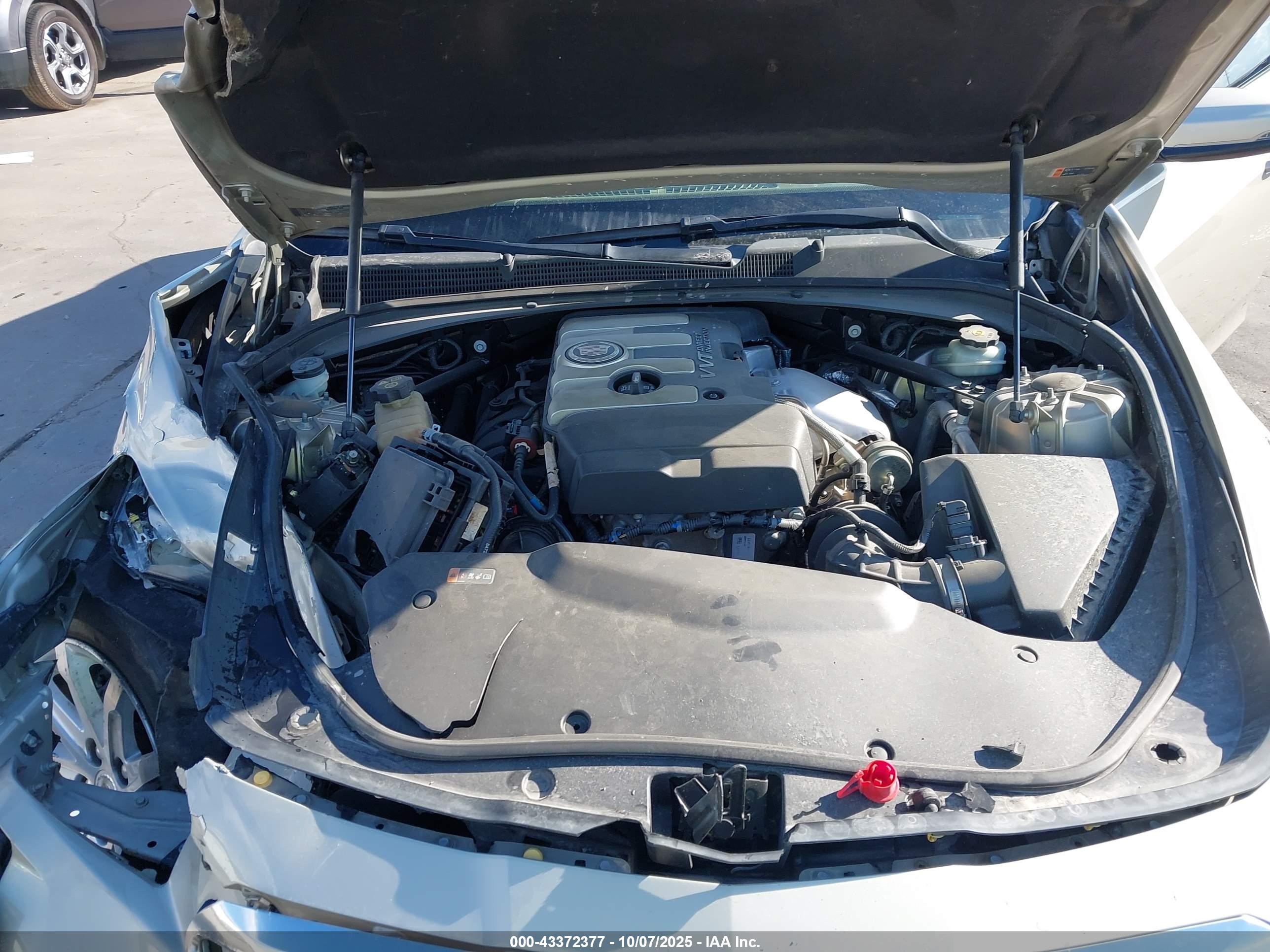 CADILLAC CTS image 10