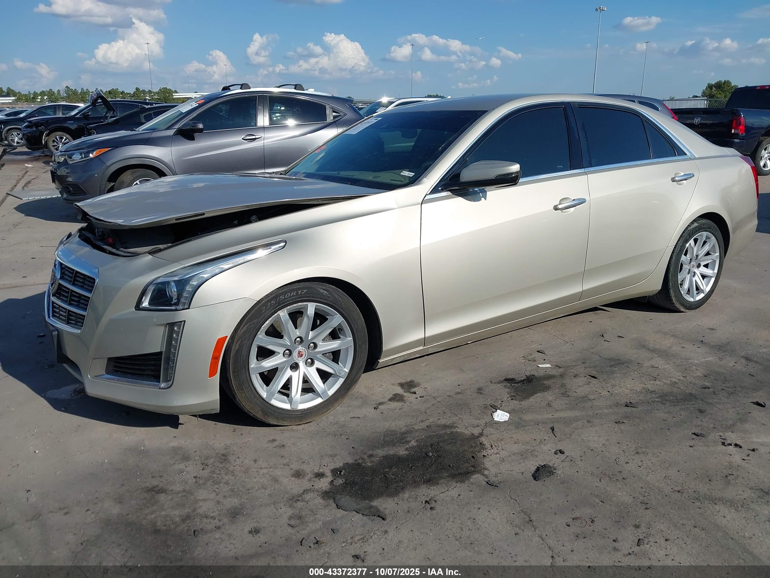 CADILLAC CTS image 2