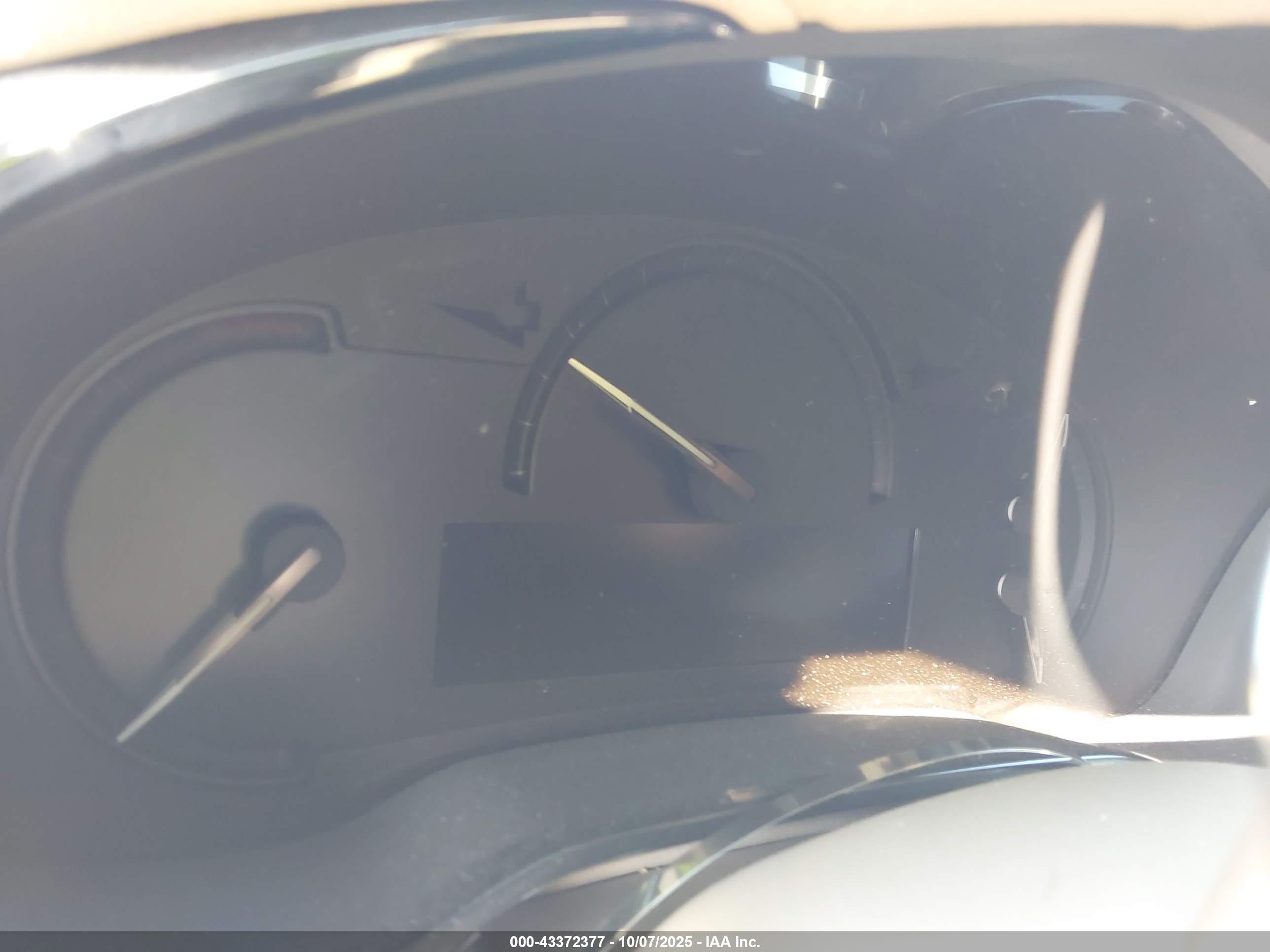 CADILLAC CTS image 7