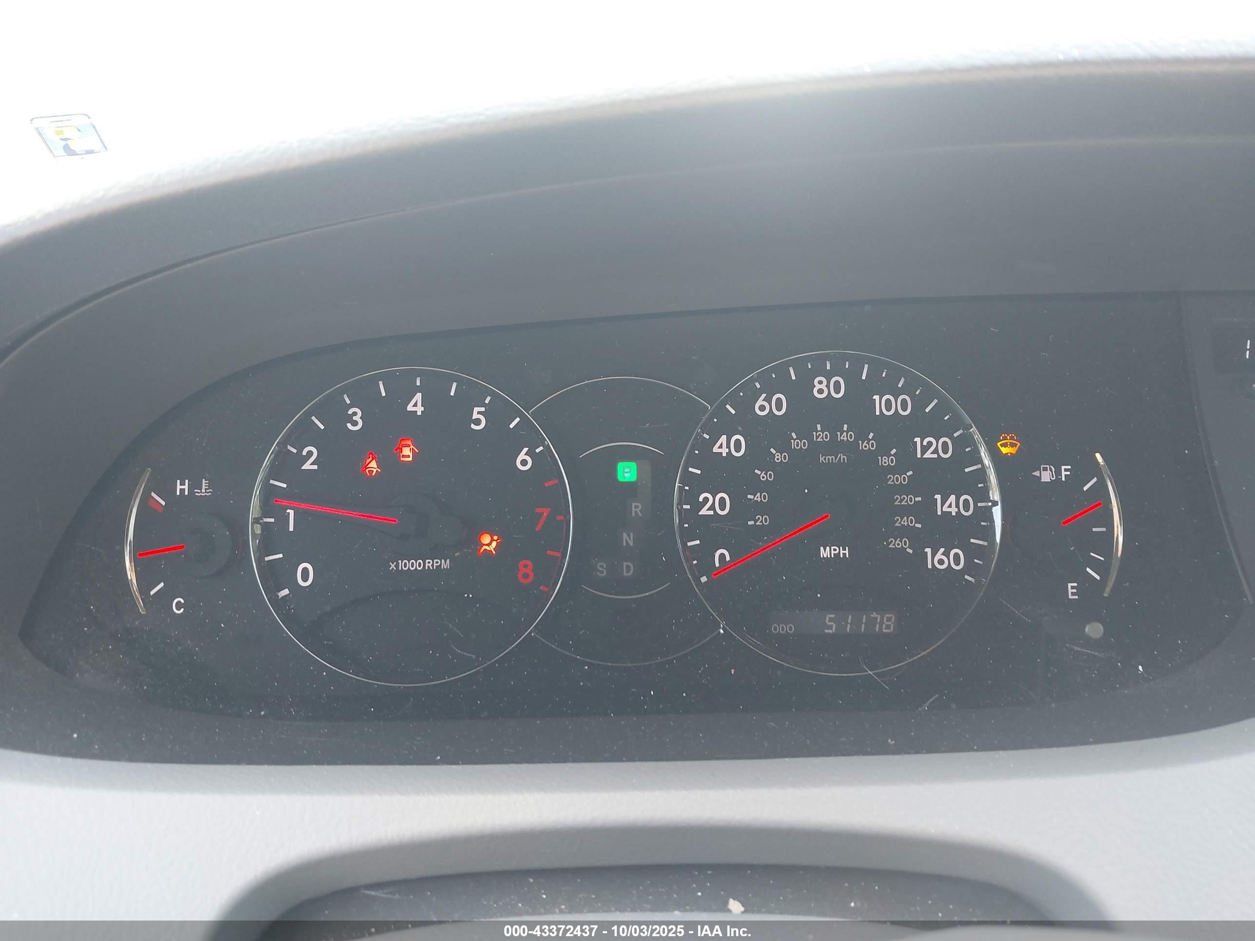TOYOTA AVALON image 7