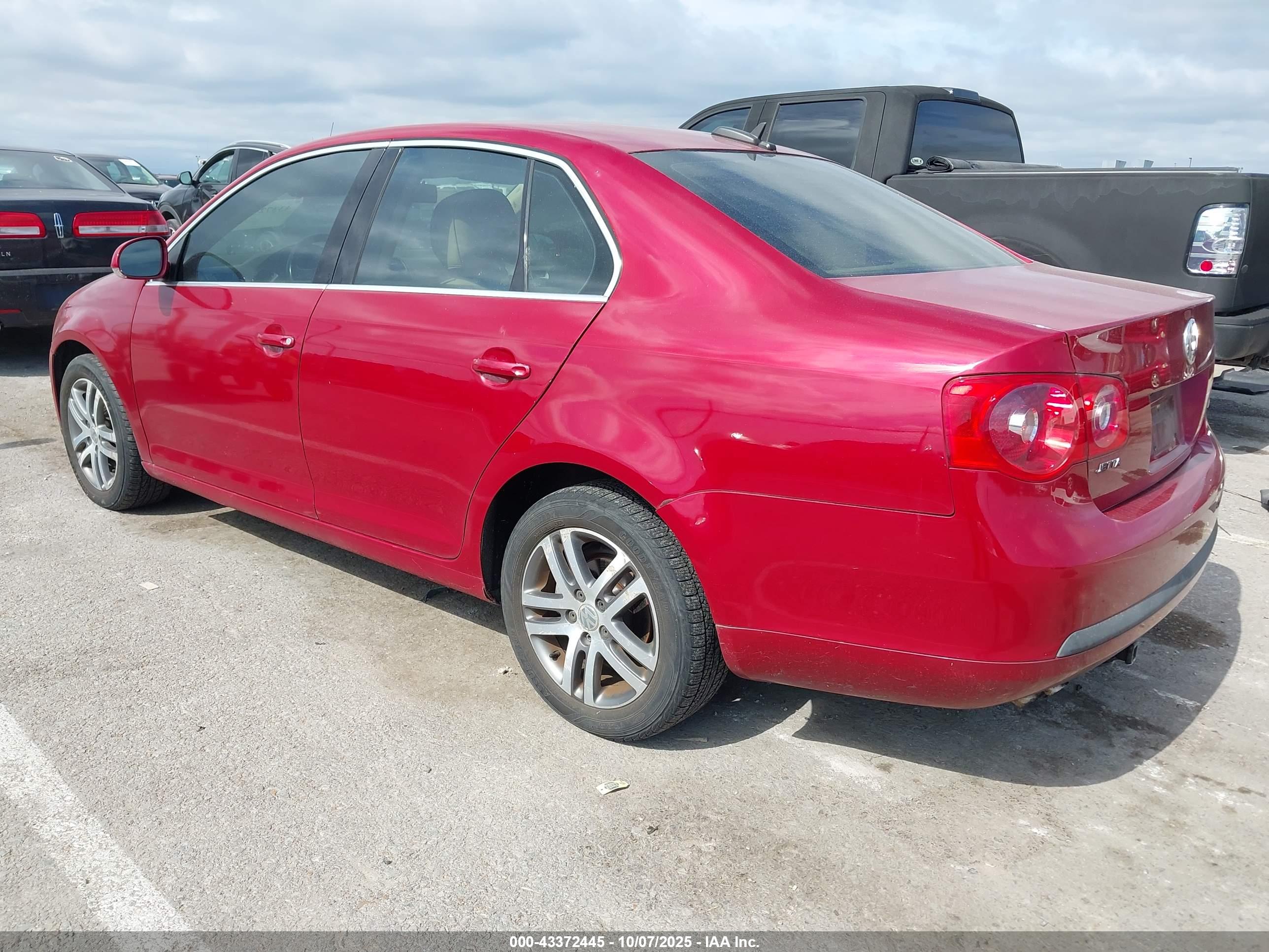 VOLKSWAGEN JETTA image 3